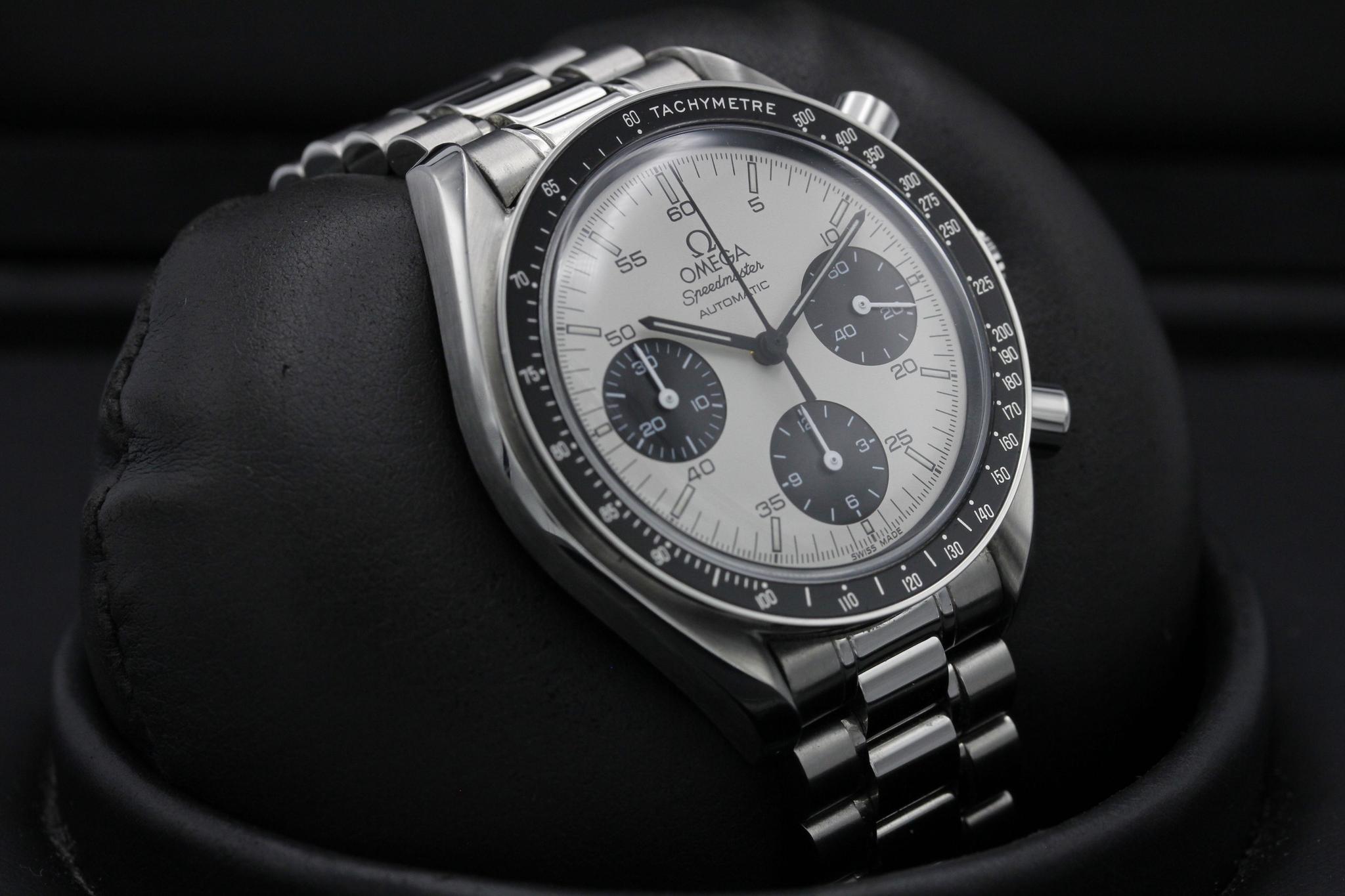 Watch Image 12