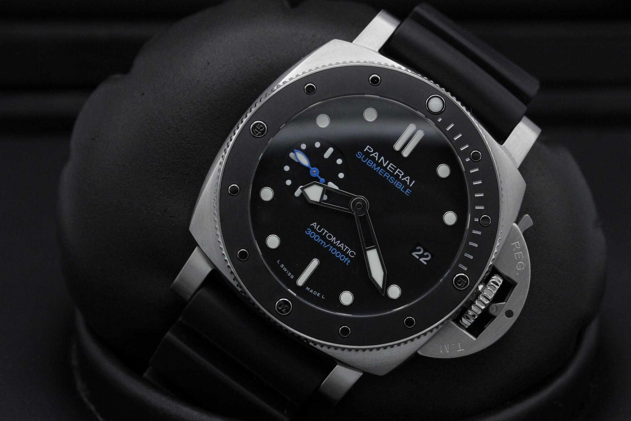 Watch Image 10