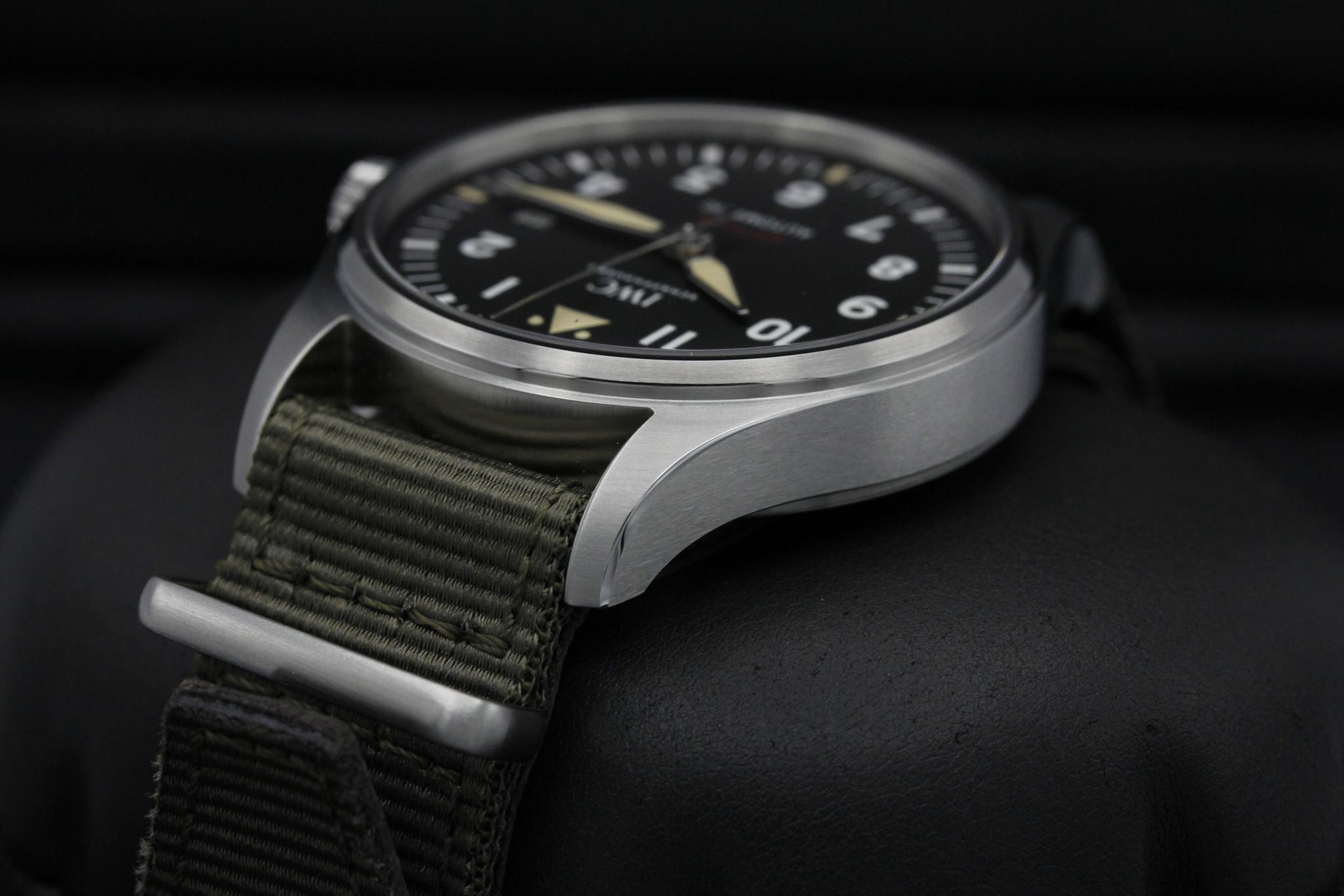 Watch Image 5