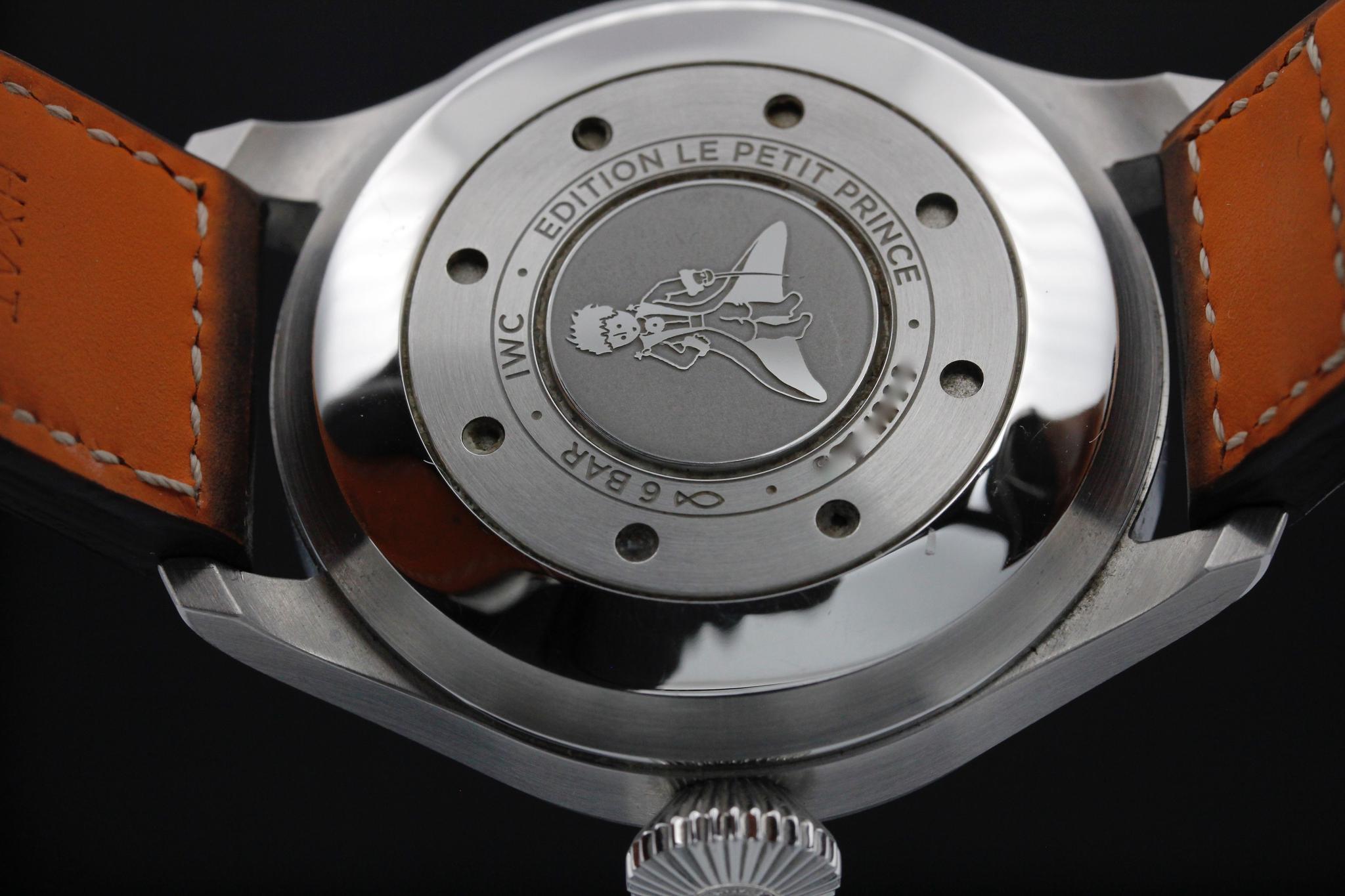 Watch Image 7