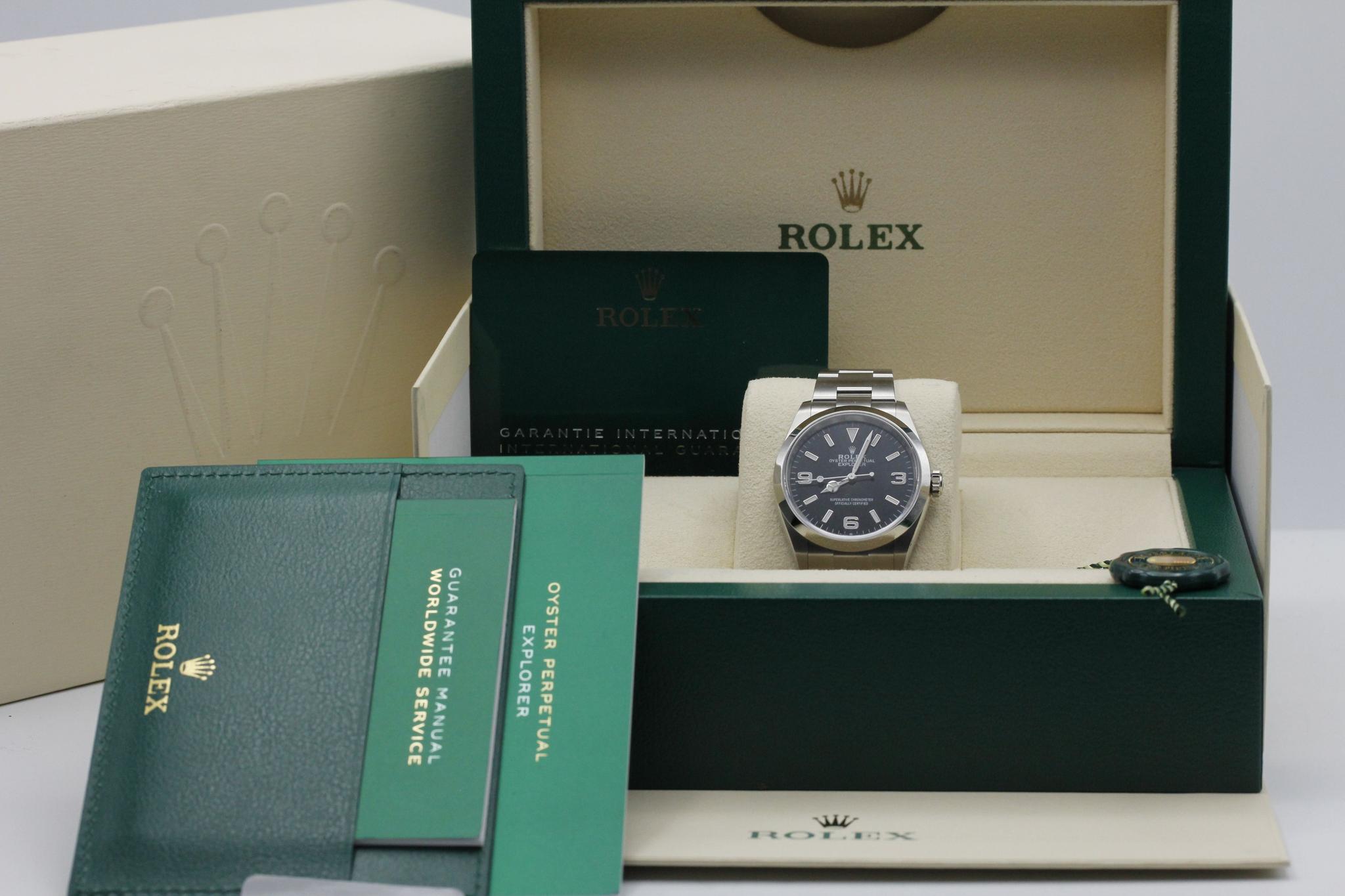Watch Image 11