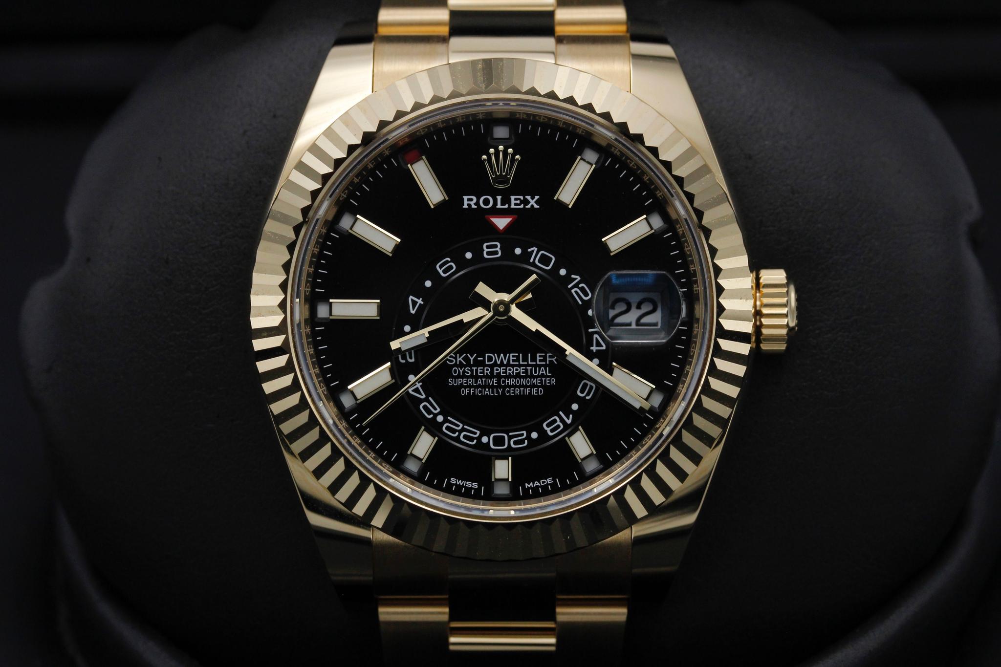 Watch Image 1