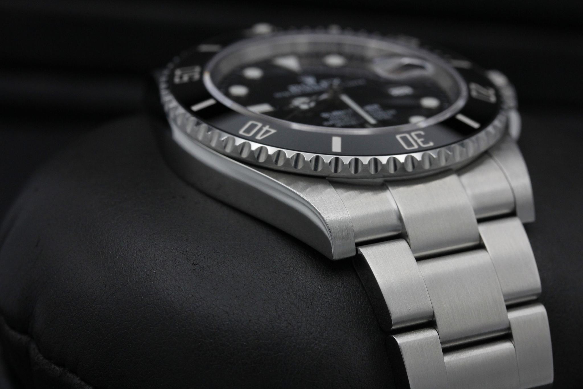 Watch Image 6