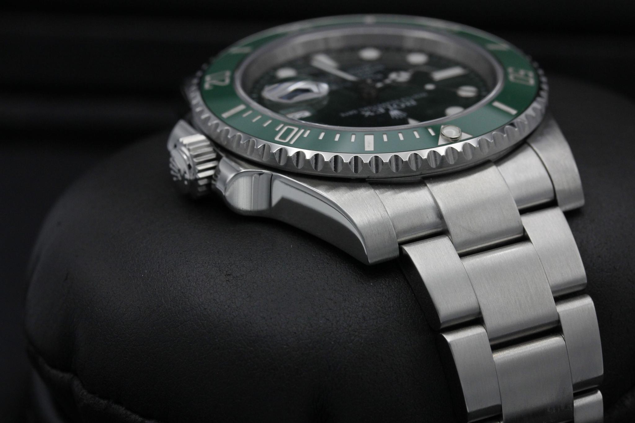 Watch Image 4