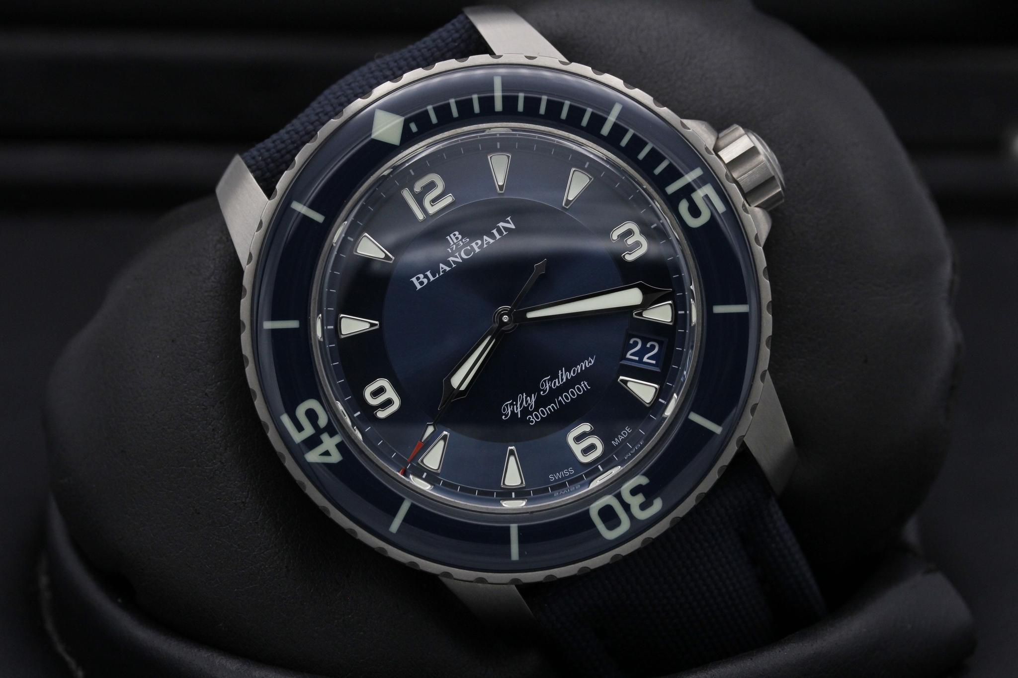 Watch Image 9