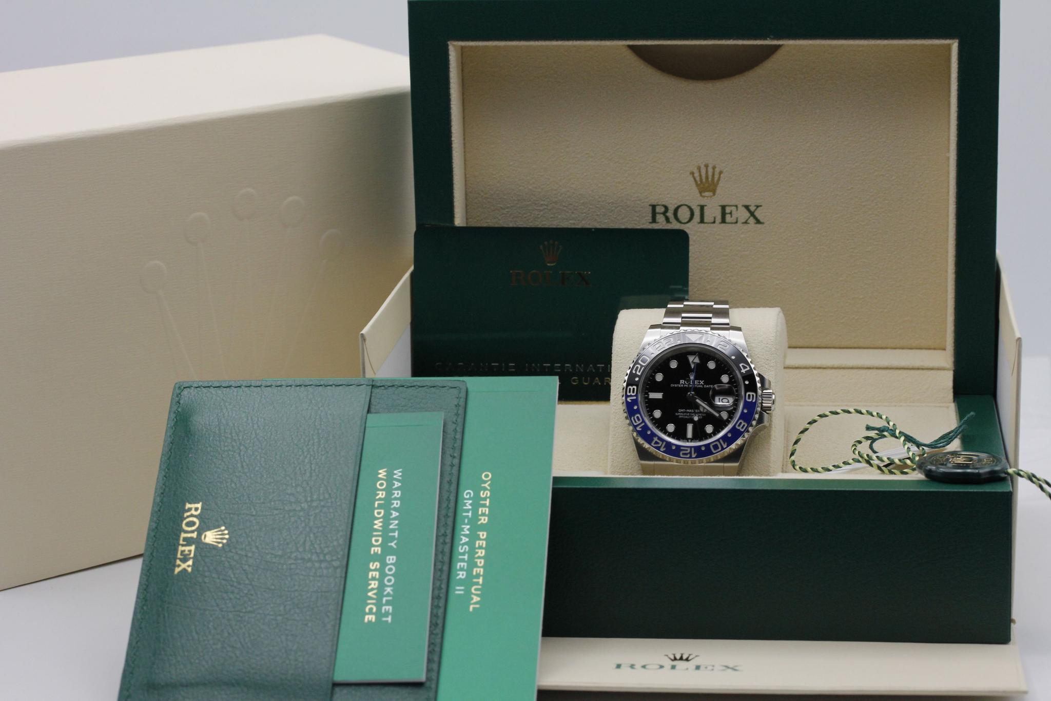 Watch Image 11