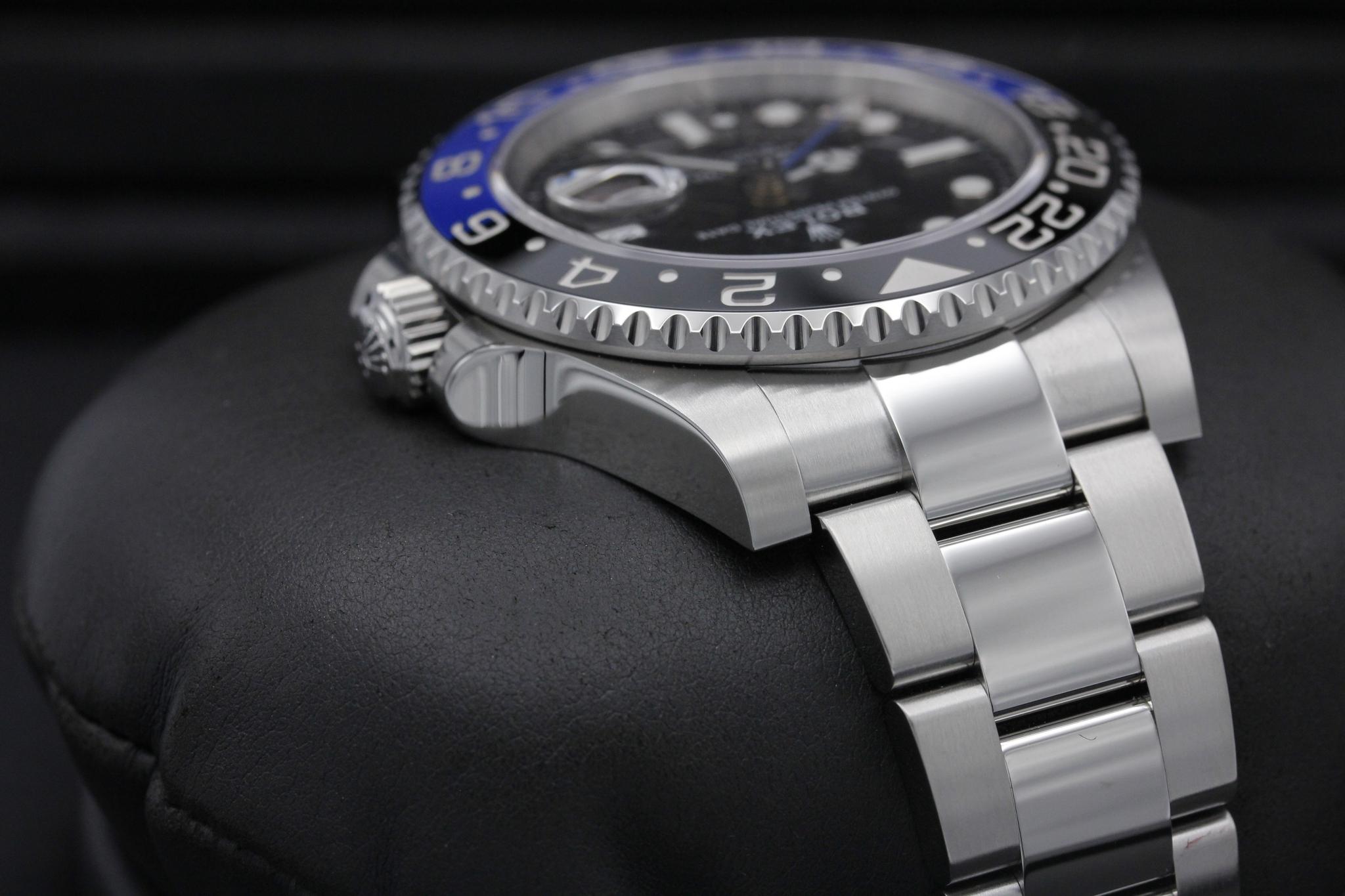 Watch Image 4