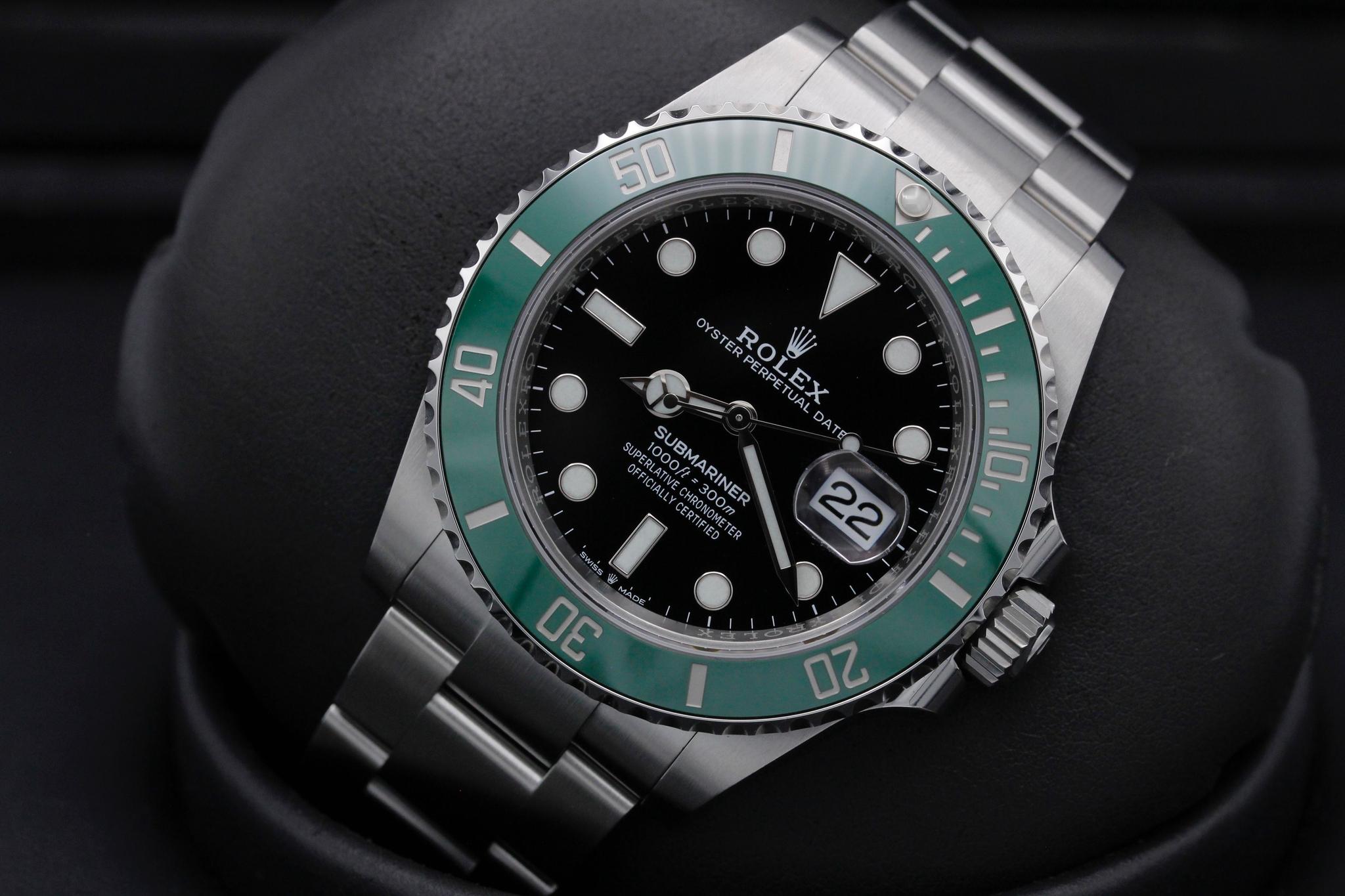 Watch Image 10