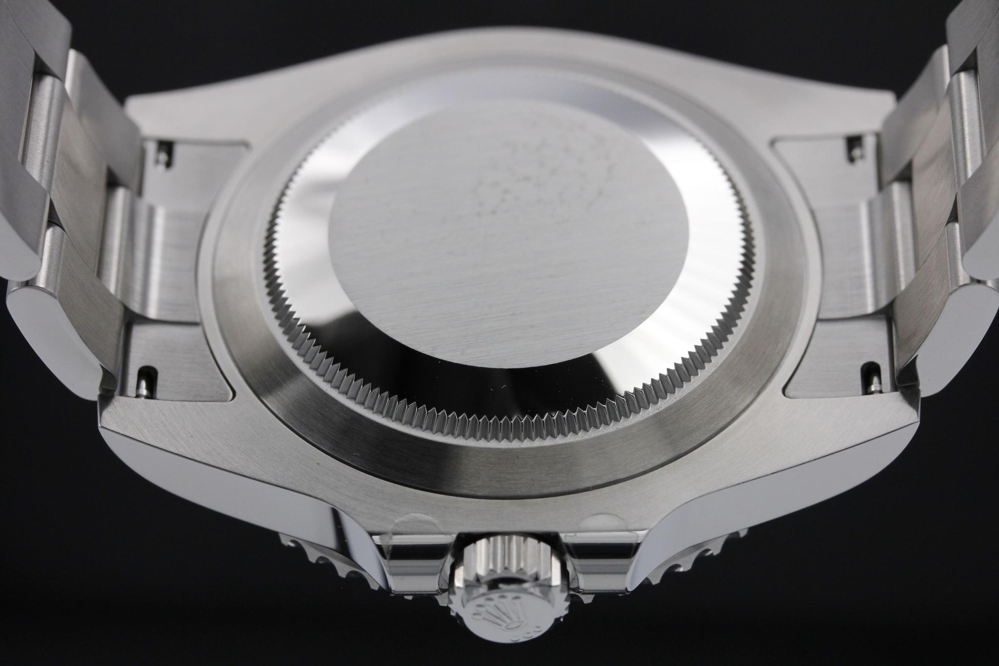 Watch Image 7