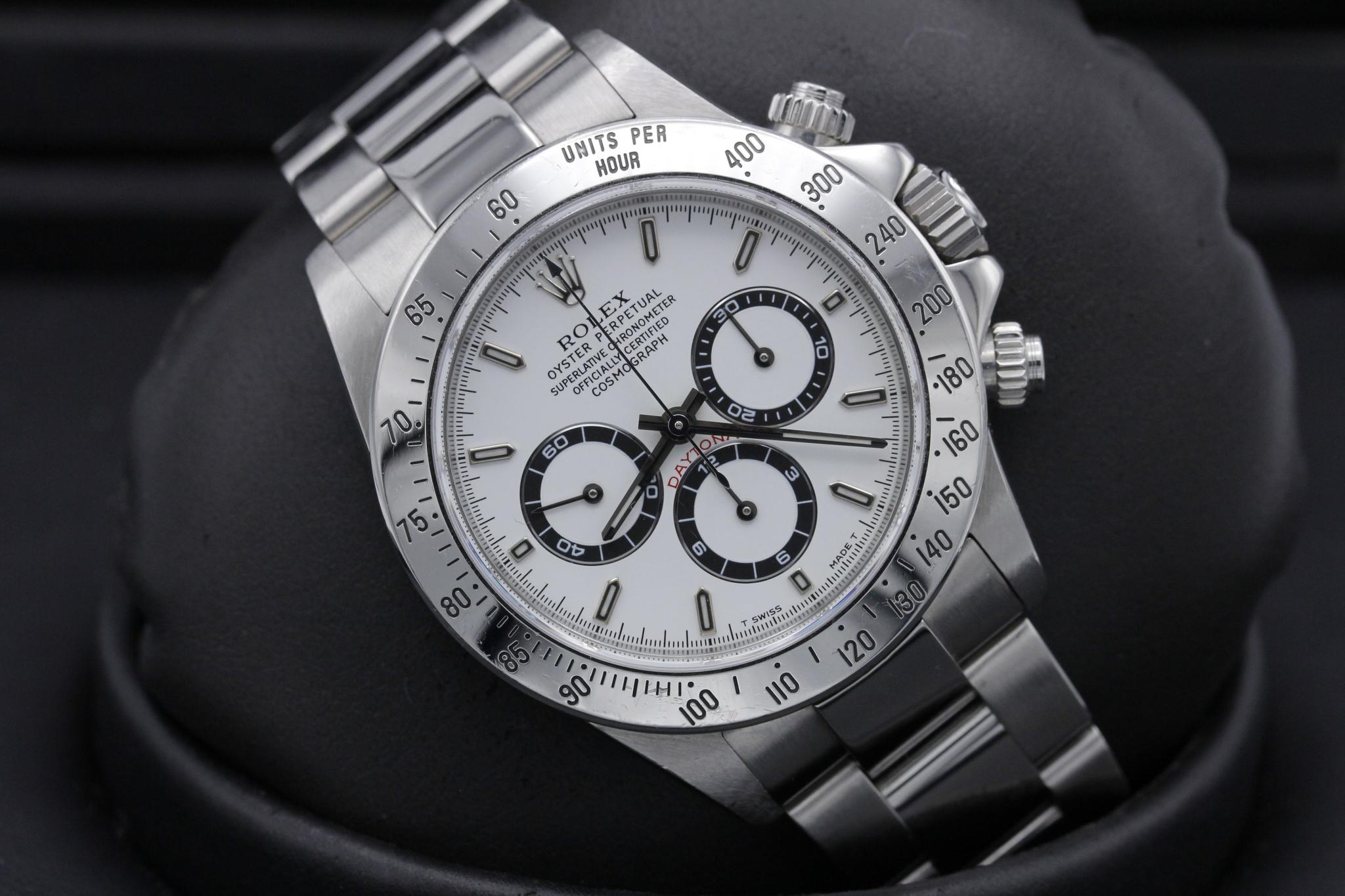 Watch Image 9