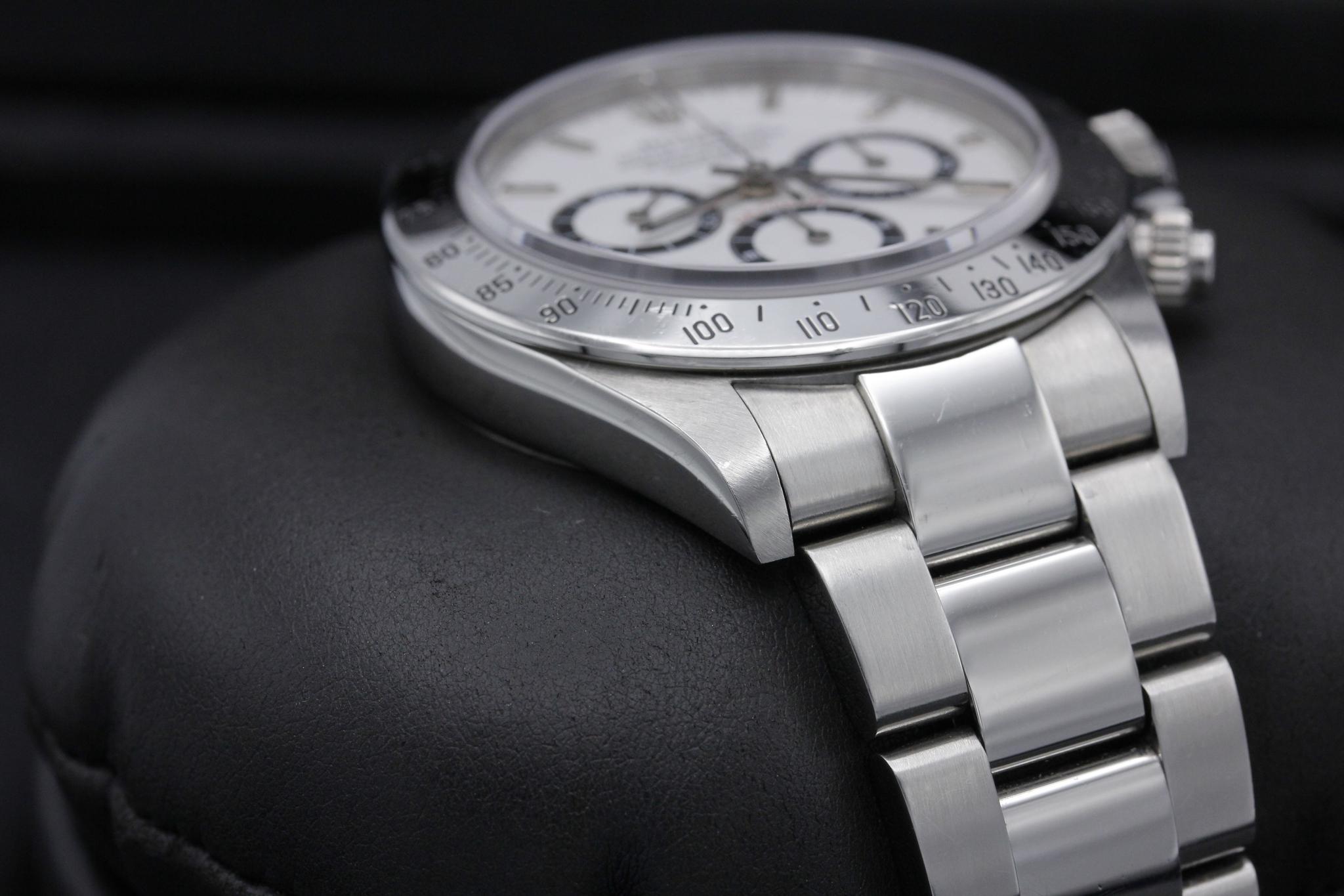 Watch Image 6