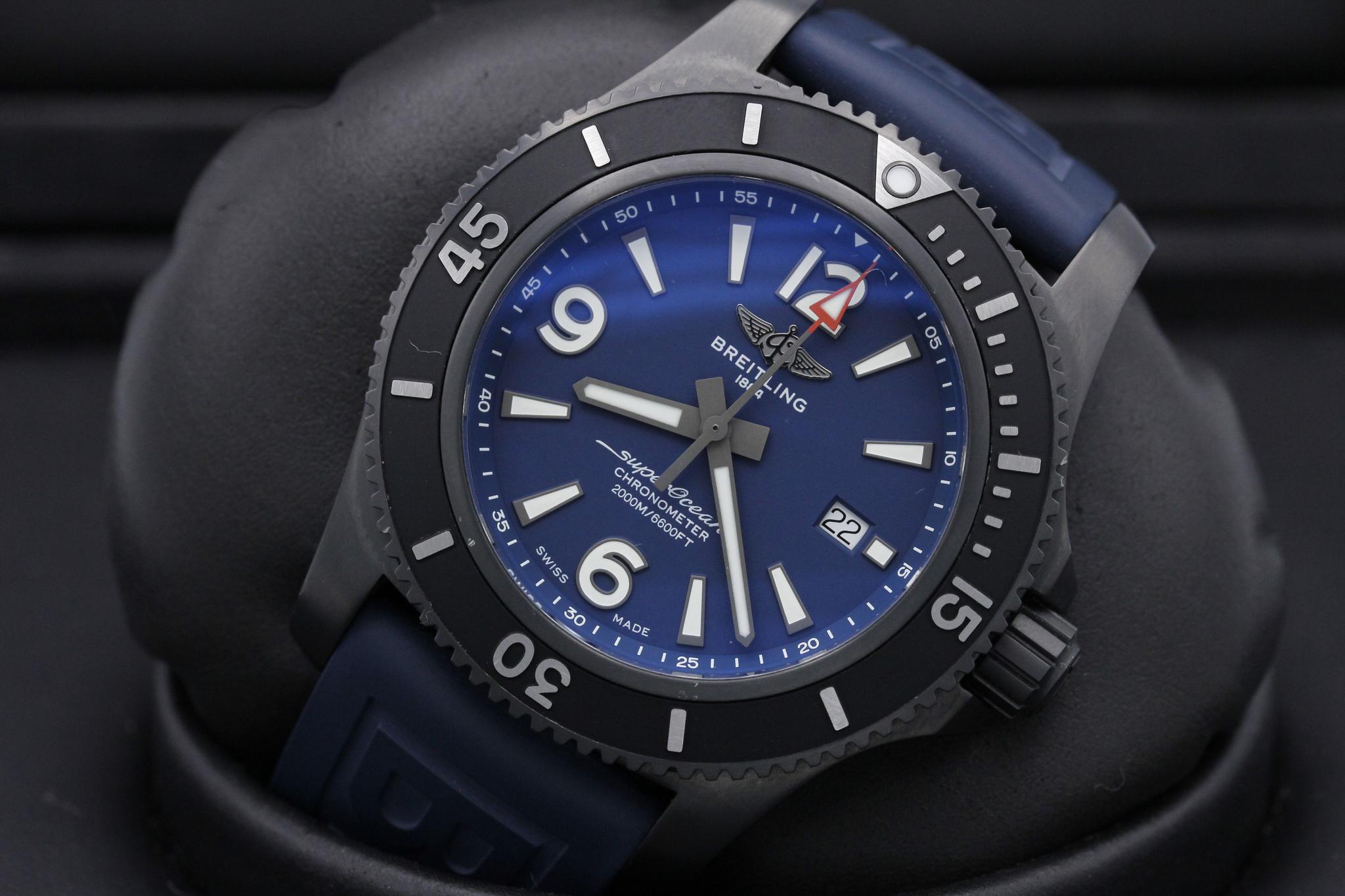 Watch Image 10