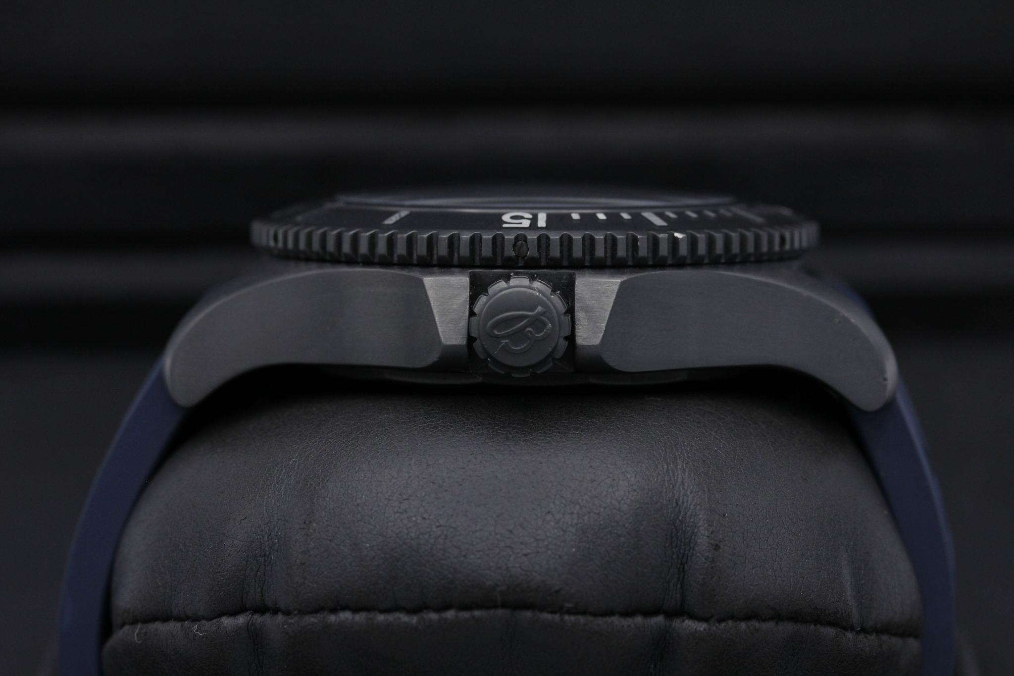 Watch Image 3