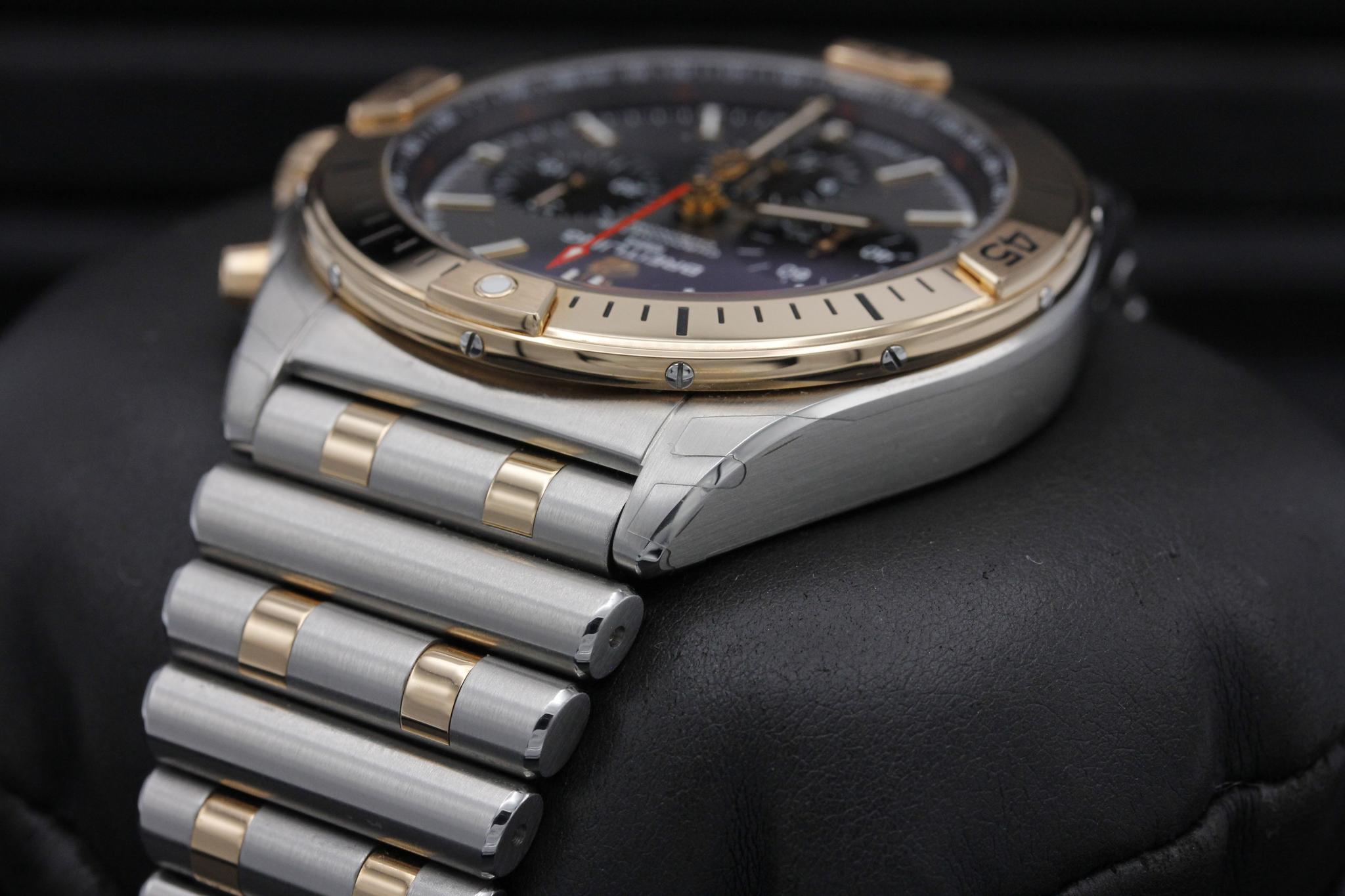 Watch Image 5