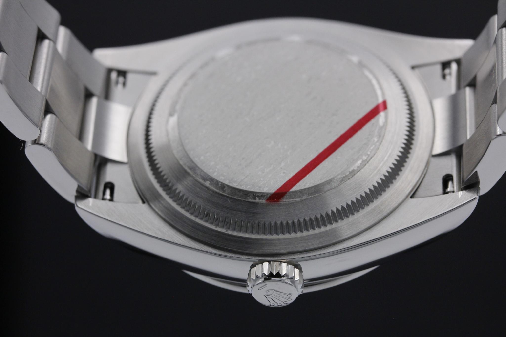 Watch Image 7