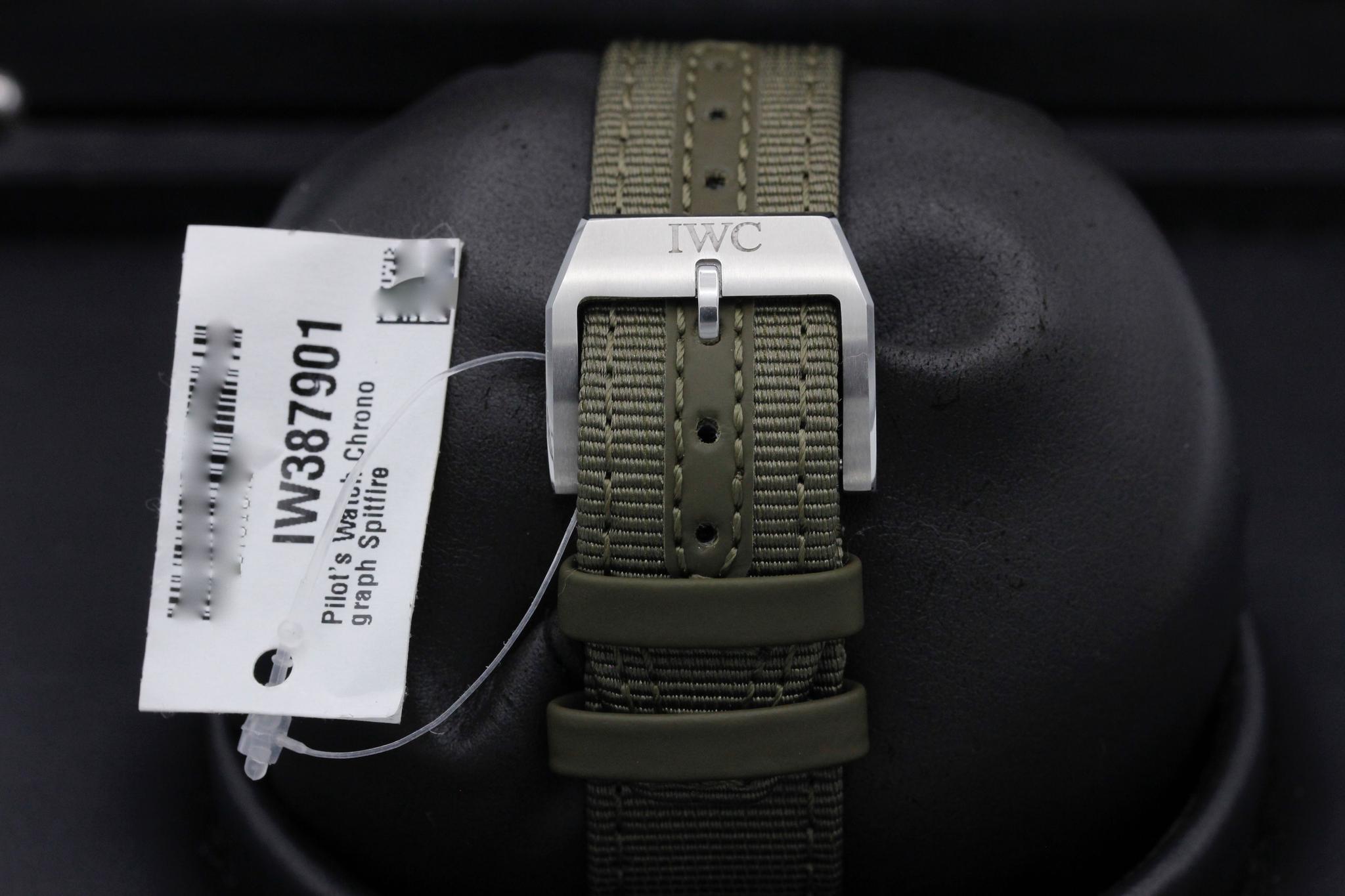 Watch Image 8