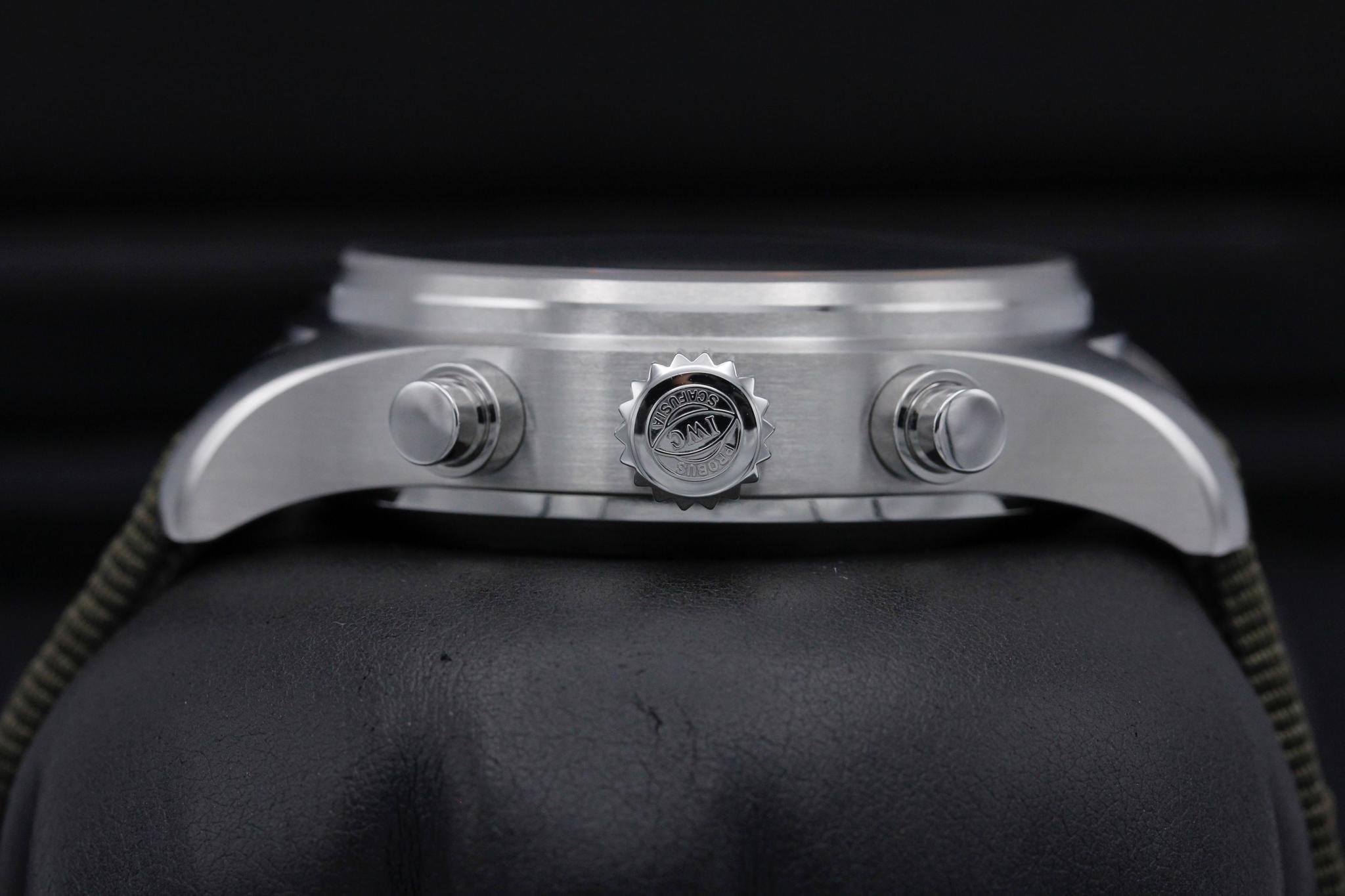 Watch Image 3