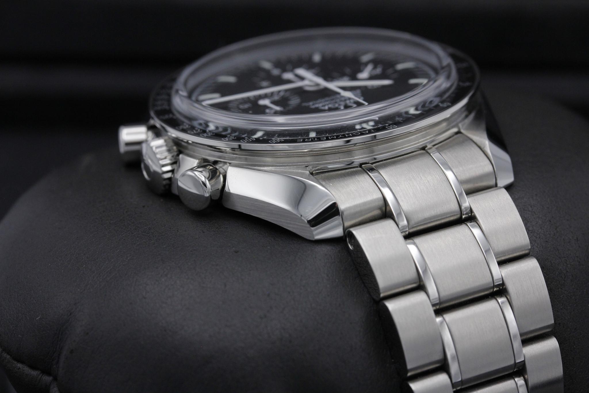 Watch Image 4