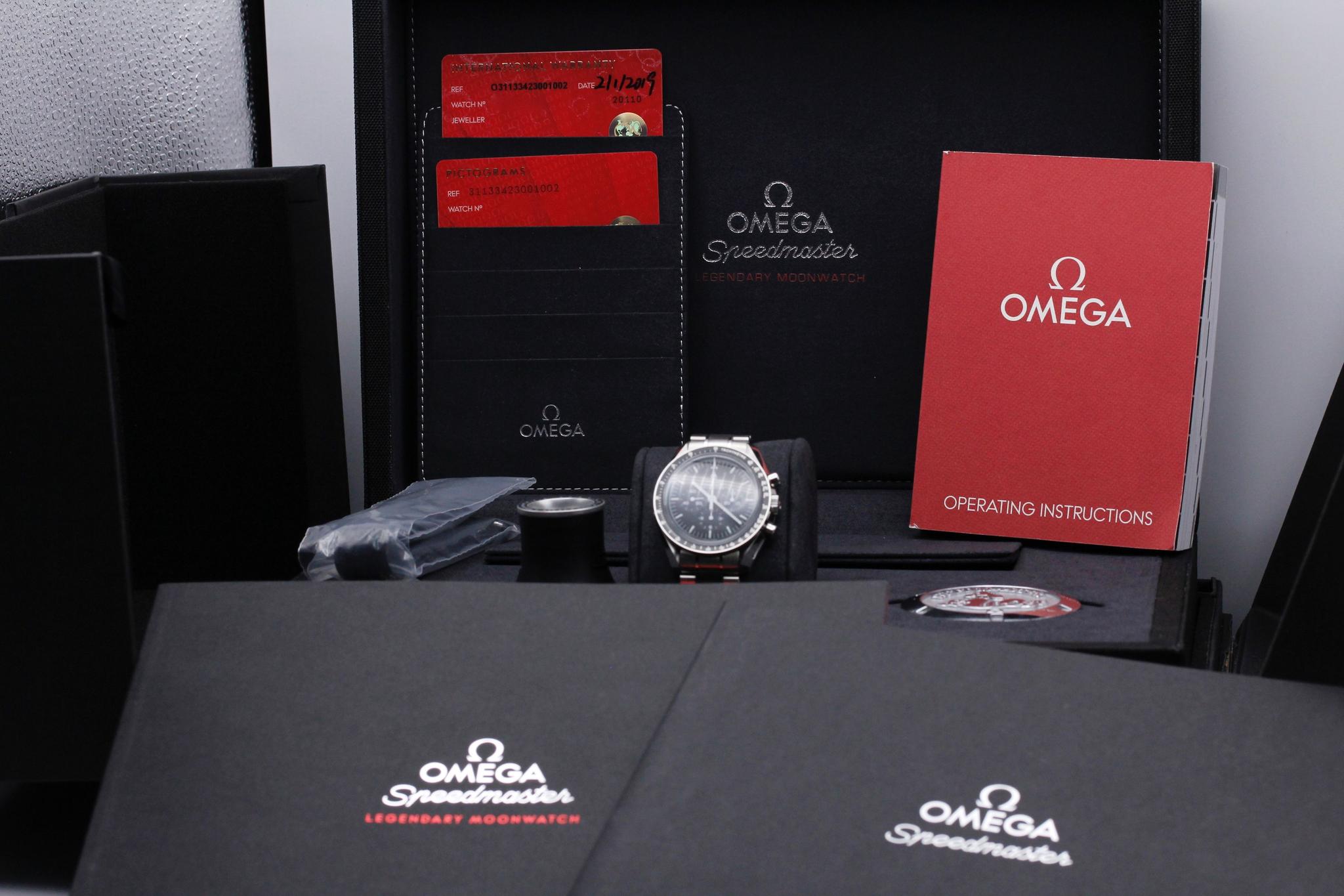 Watch Image 11