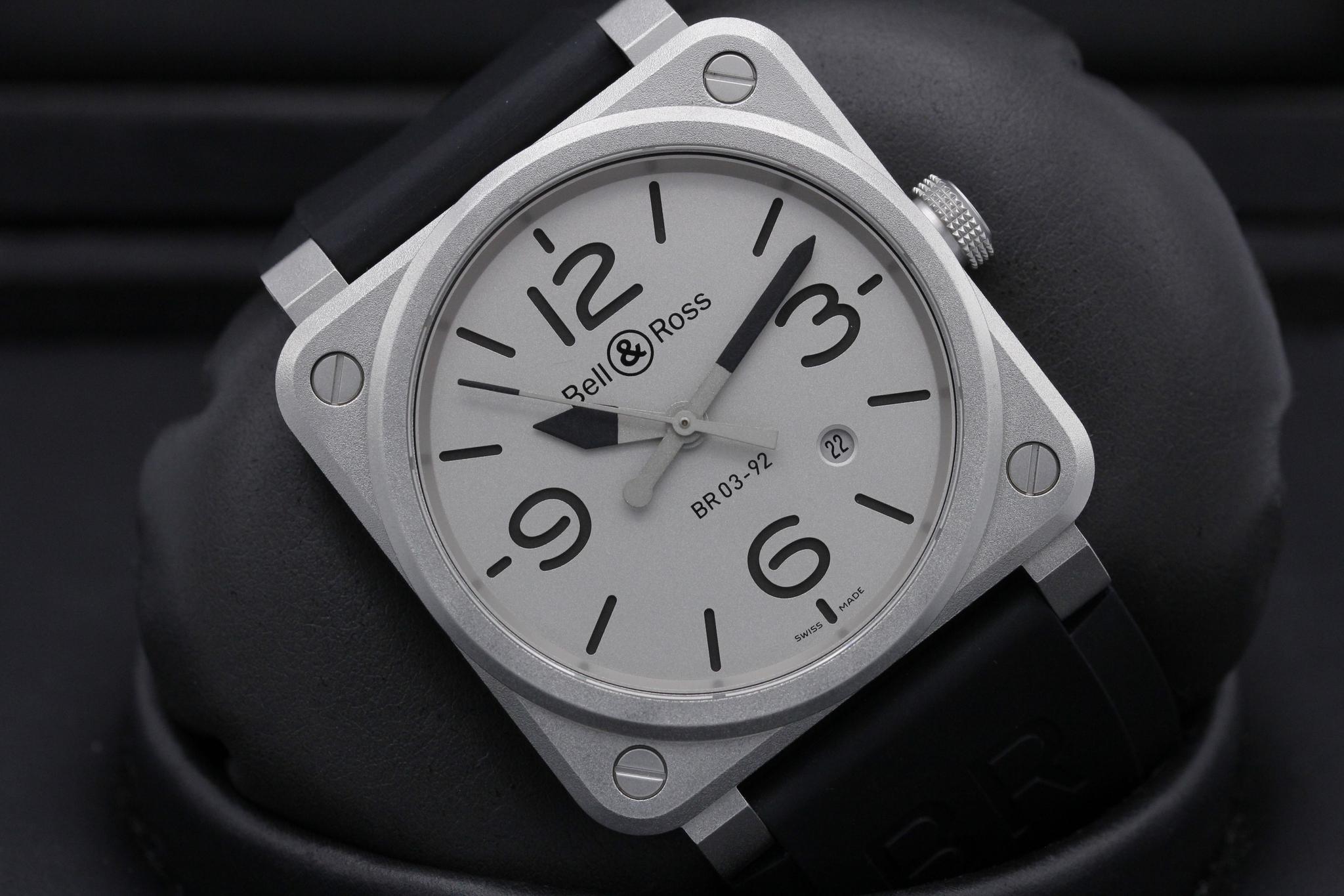 Watch Image 9