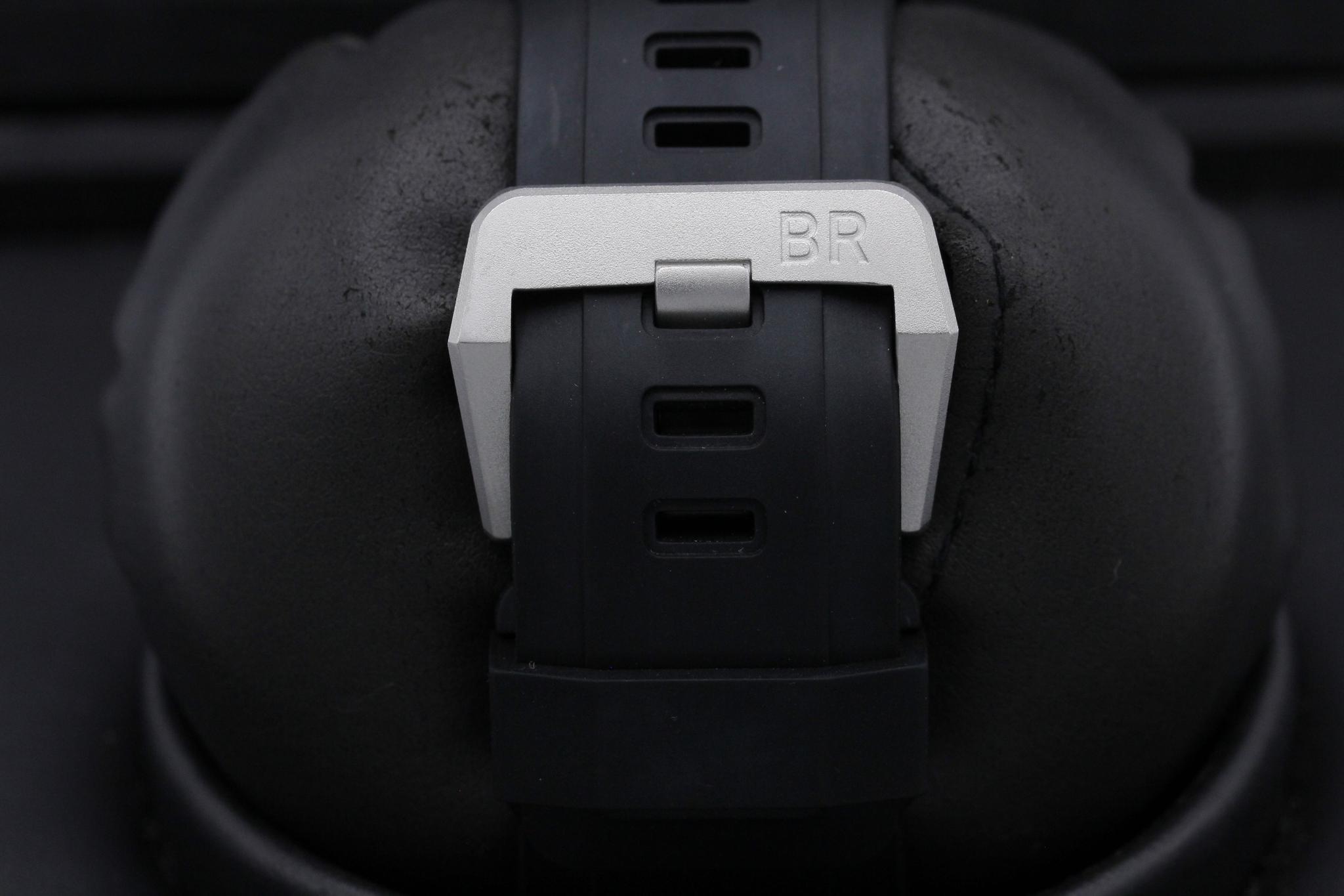 Watch Image 8