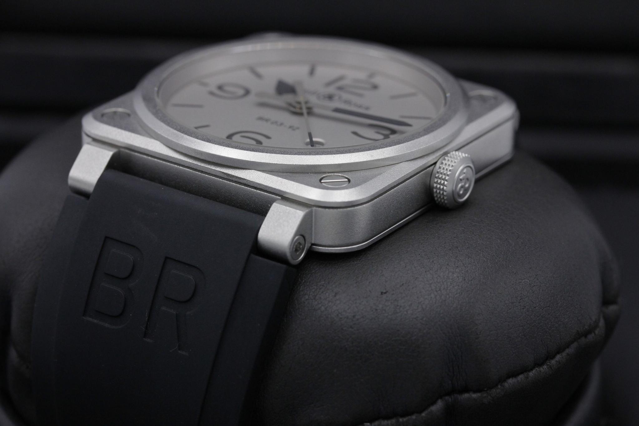 Watch Image 2