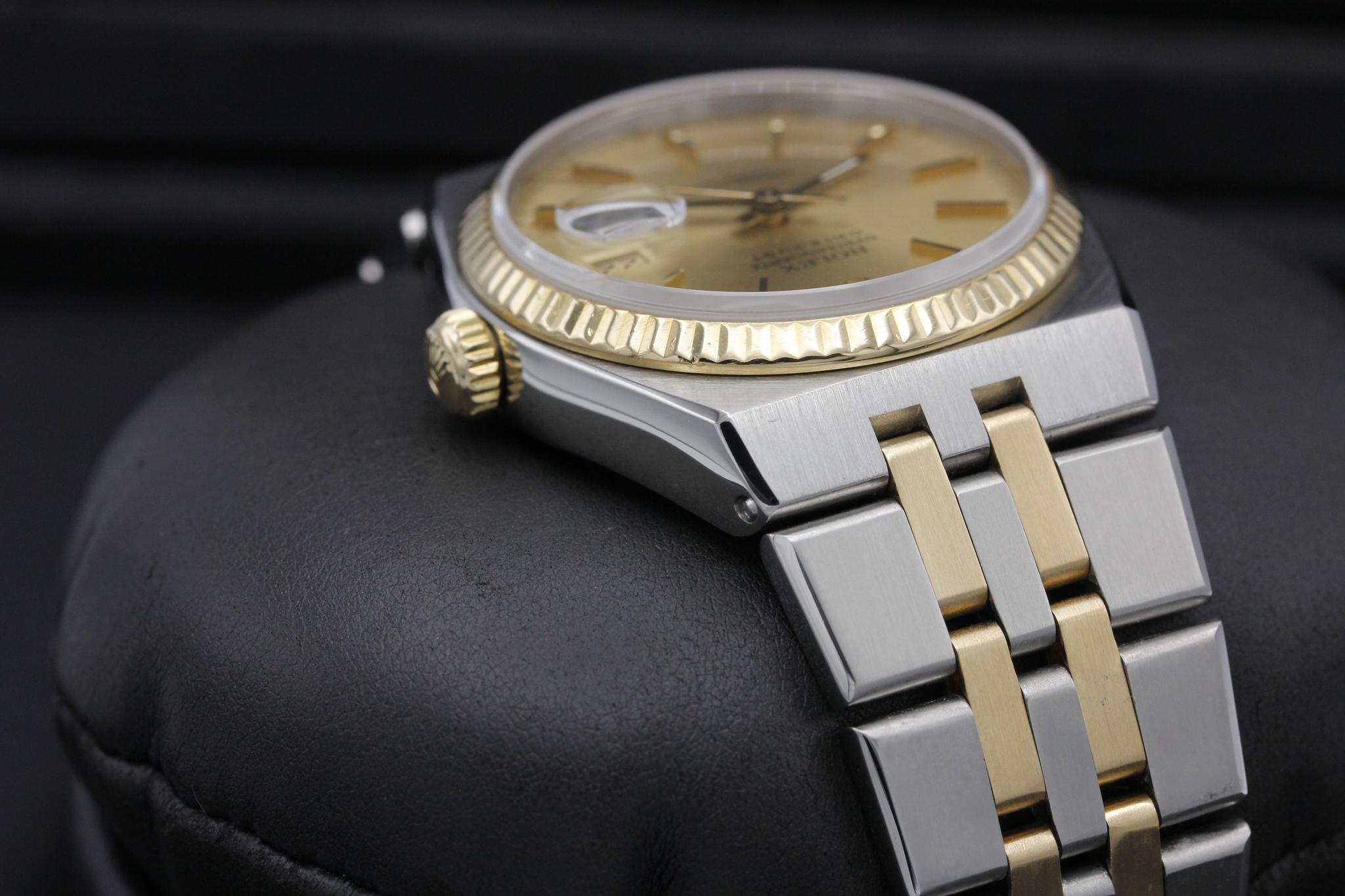Watch Image 4