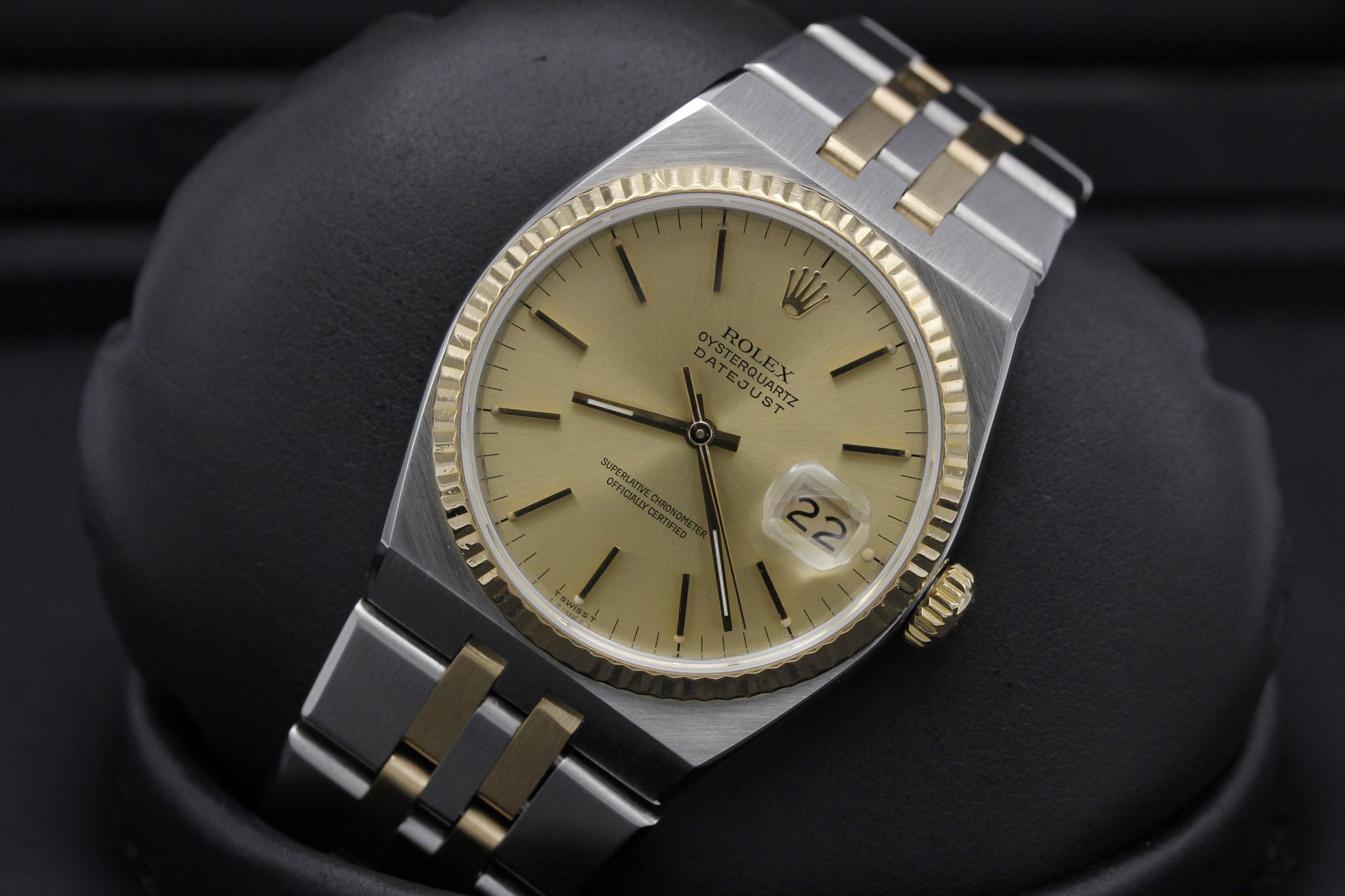 Watch Image 13