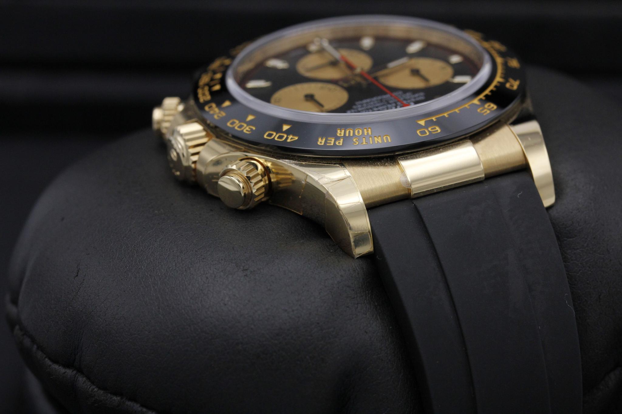 Watch Image 4