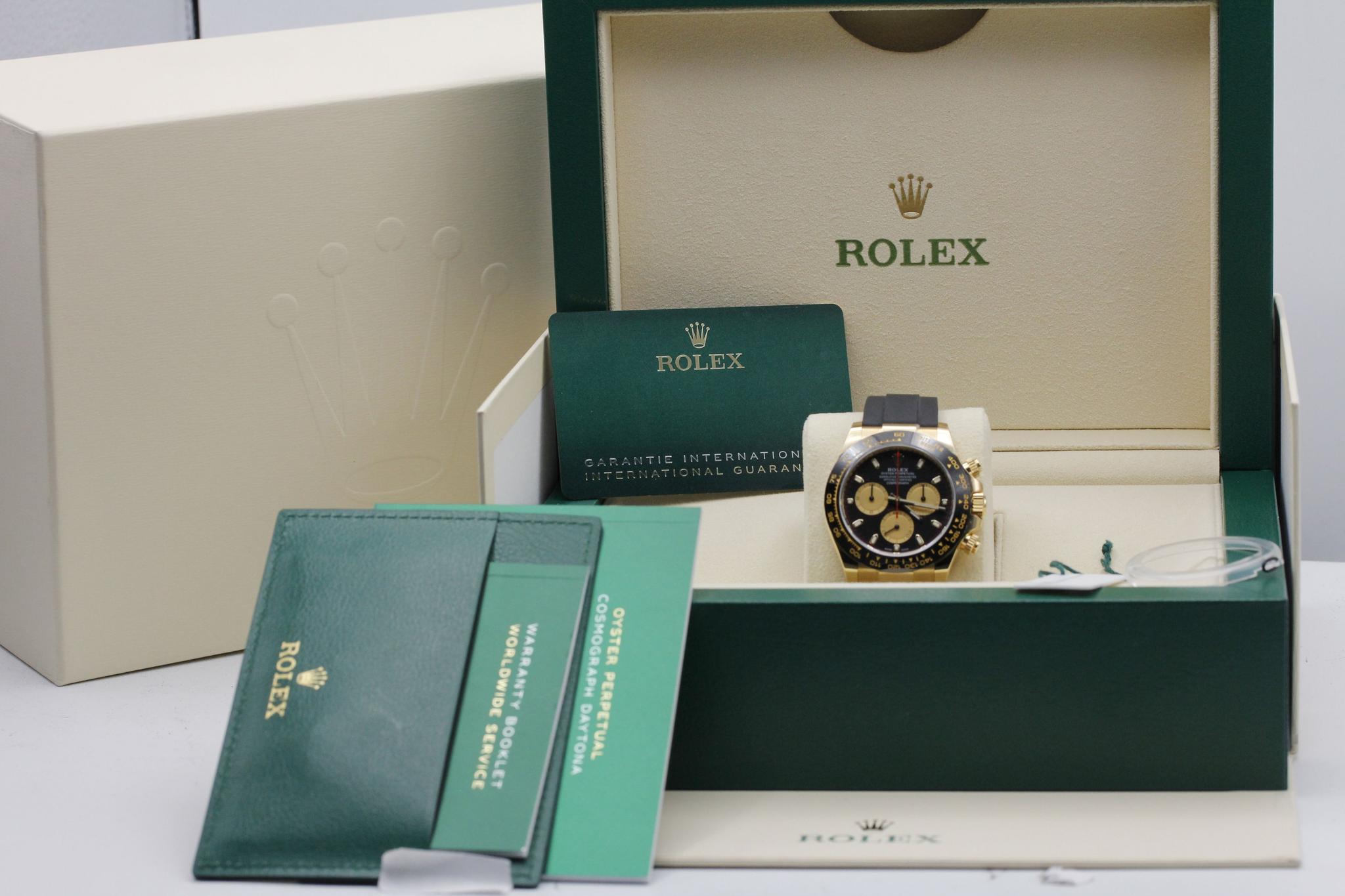 Watch Image 11