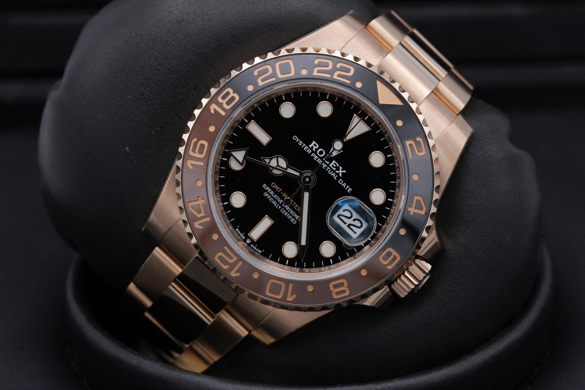 Watch Image 10