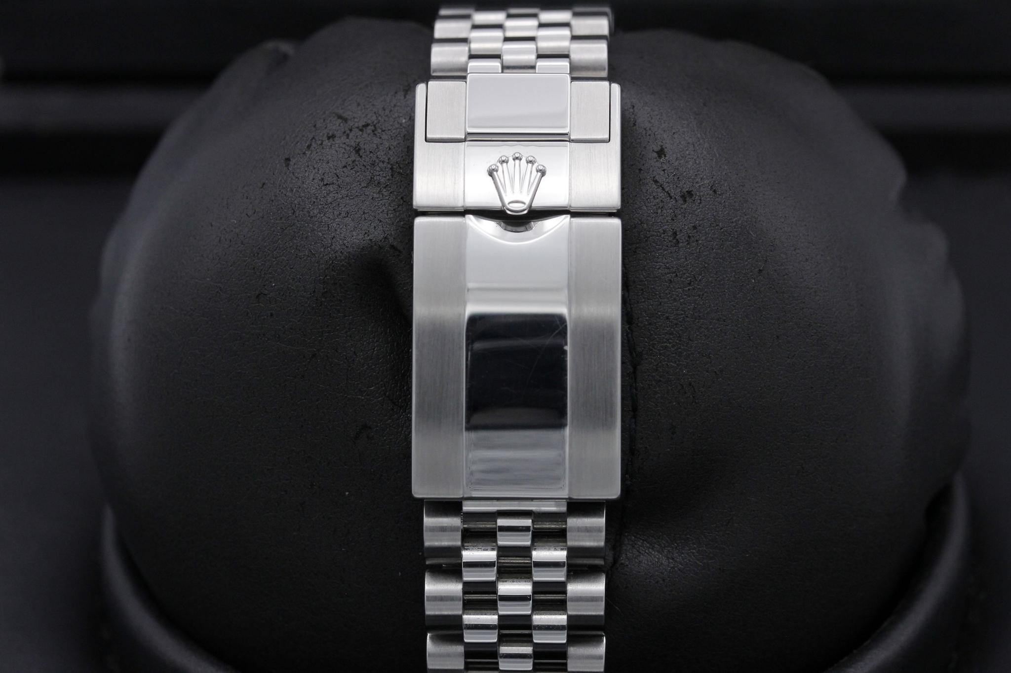 Watch Image 8
