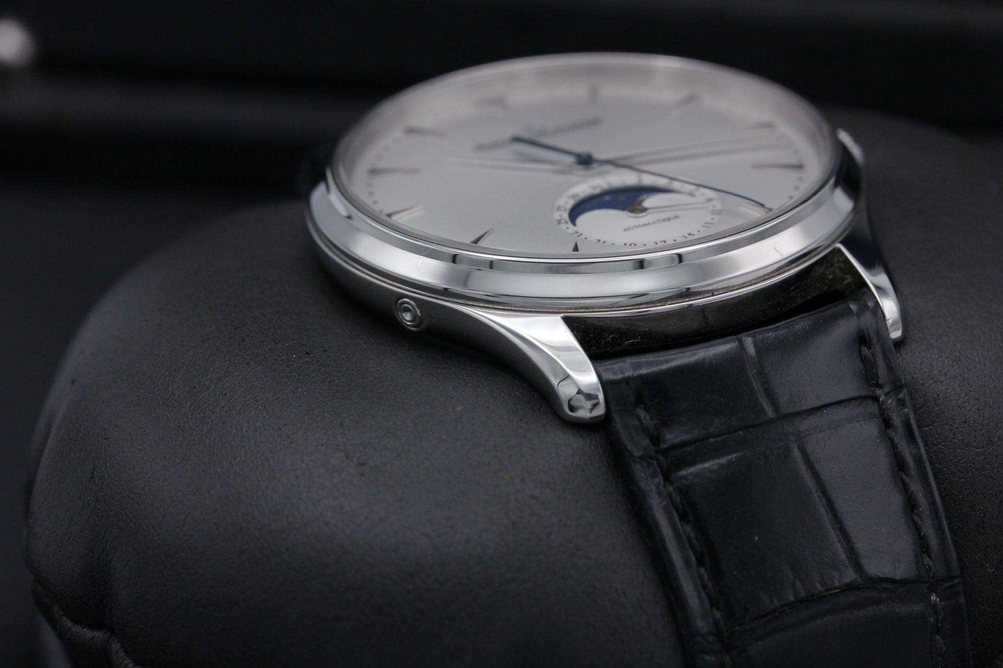 Watch Image 6