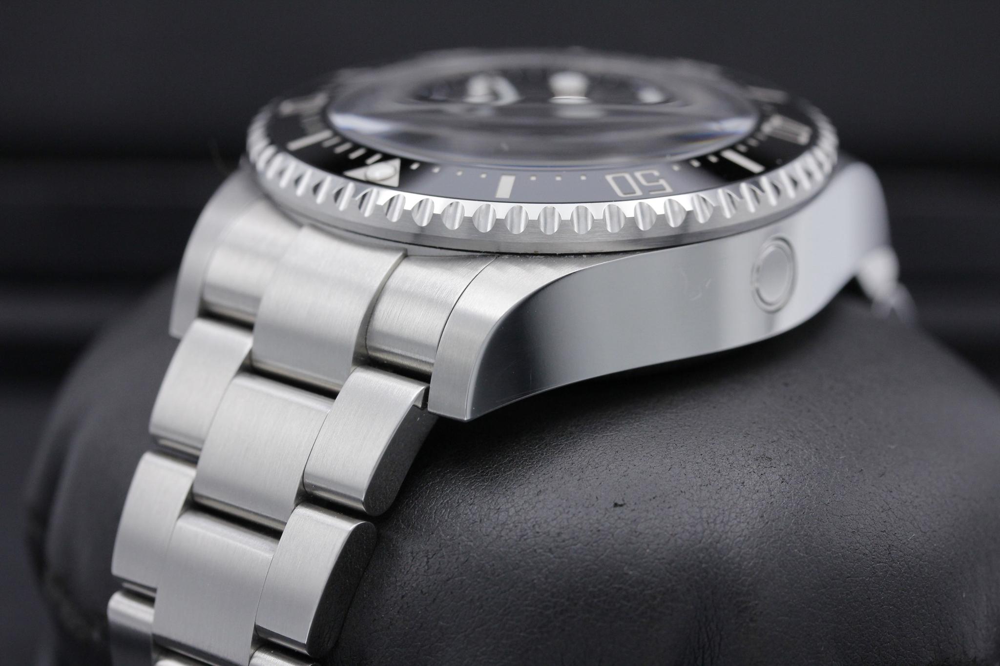 Watch Image 5