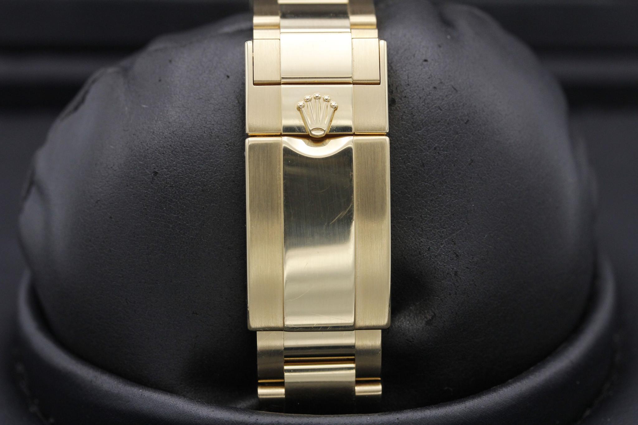 Watch Image 8