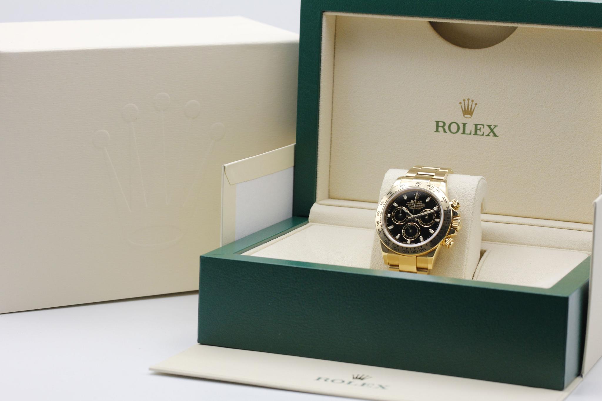 Watch Image 11