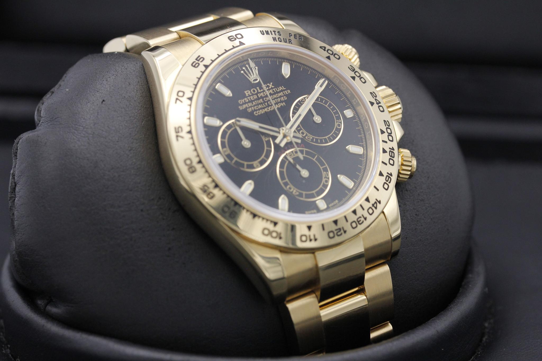 Watch Image 10