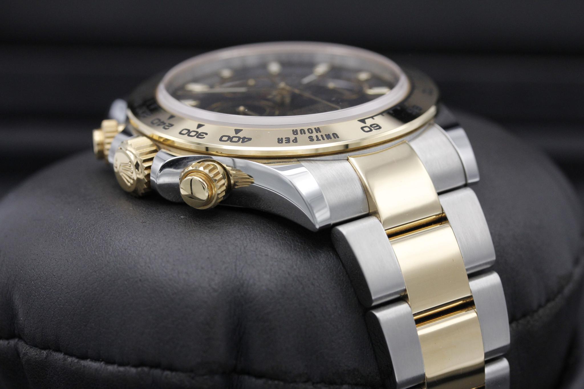 Watch Image 4