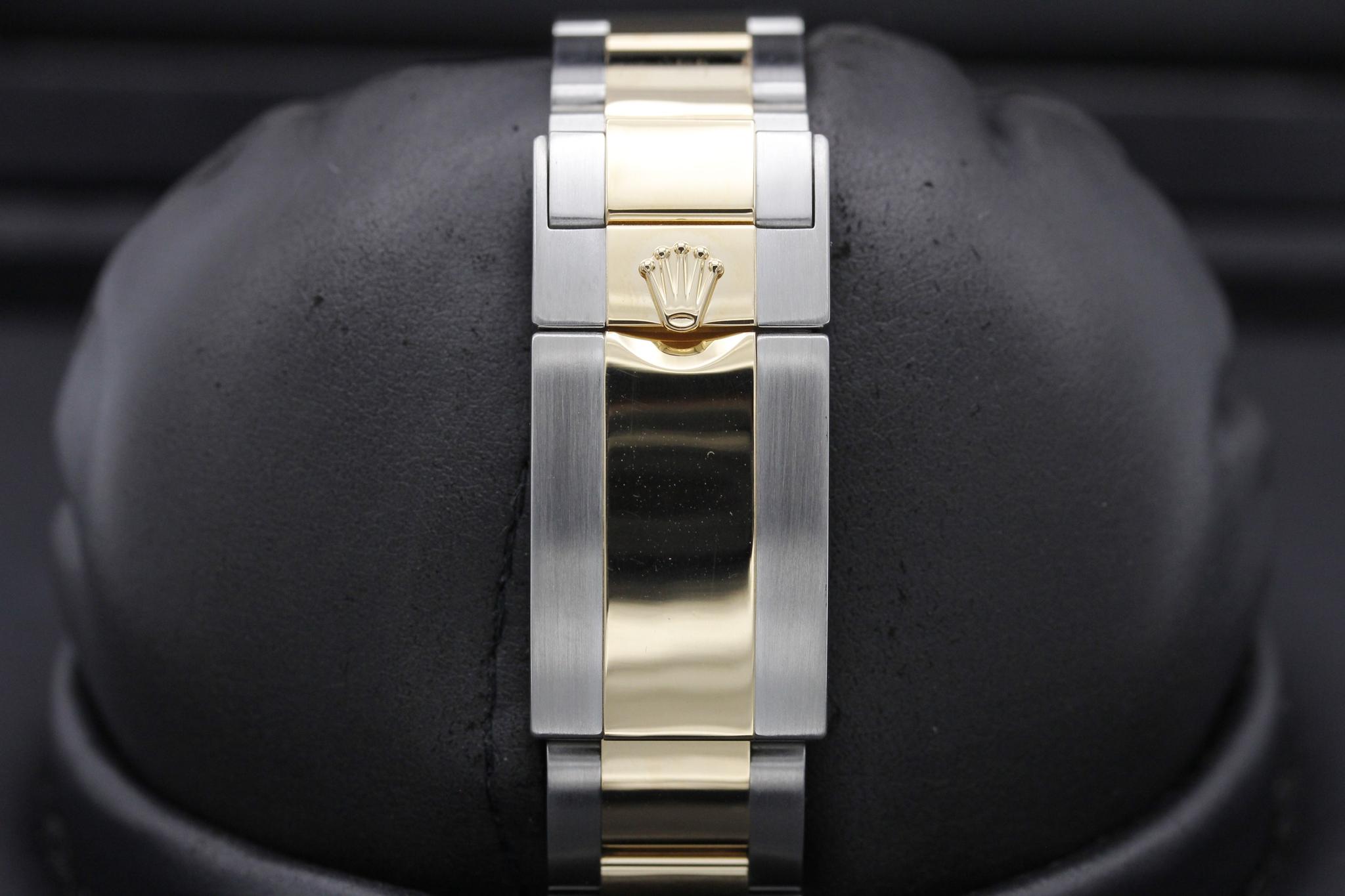 Watch Image 8