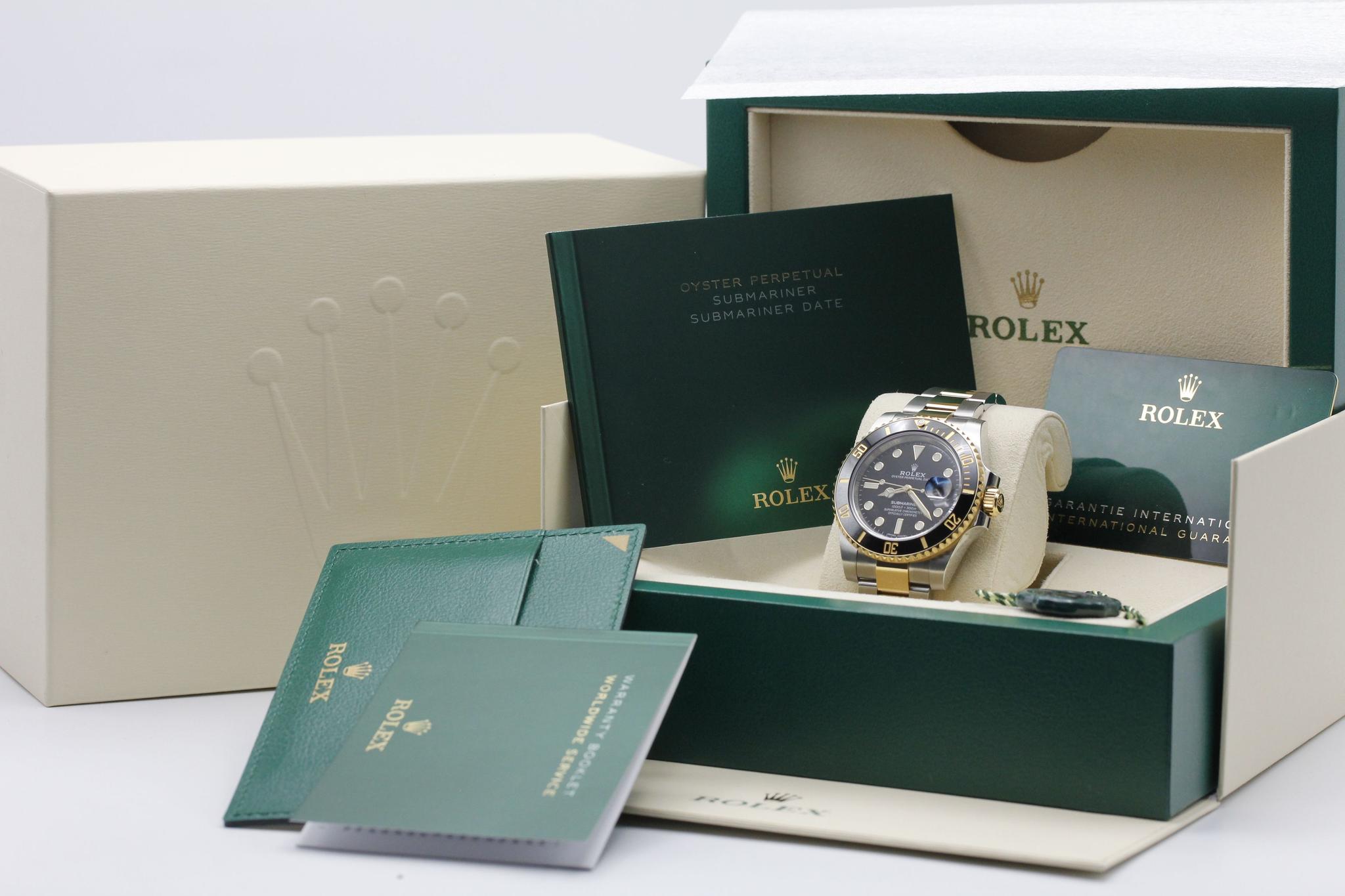 Watch Image 11