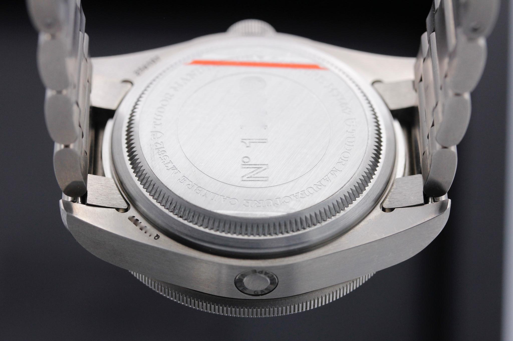 Watch Image 8