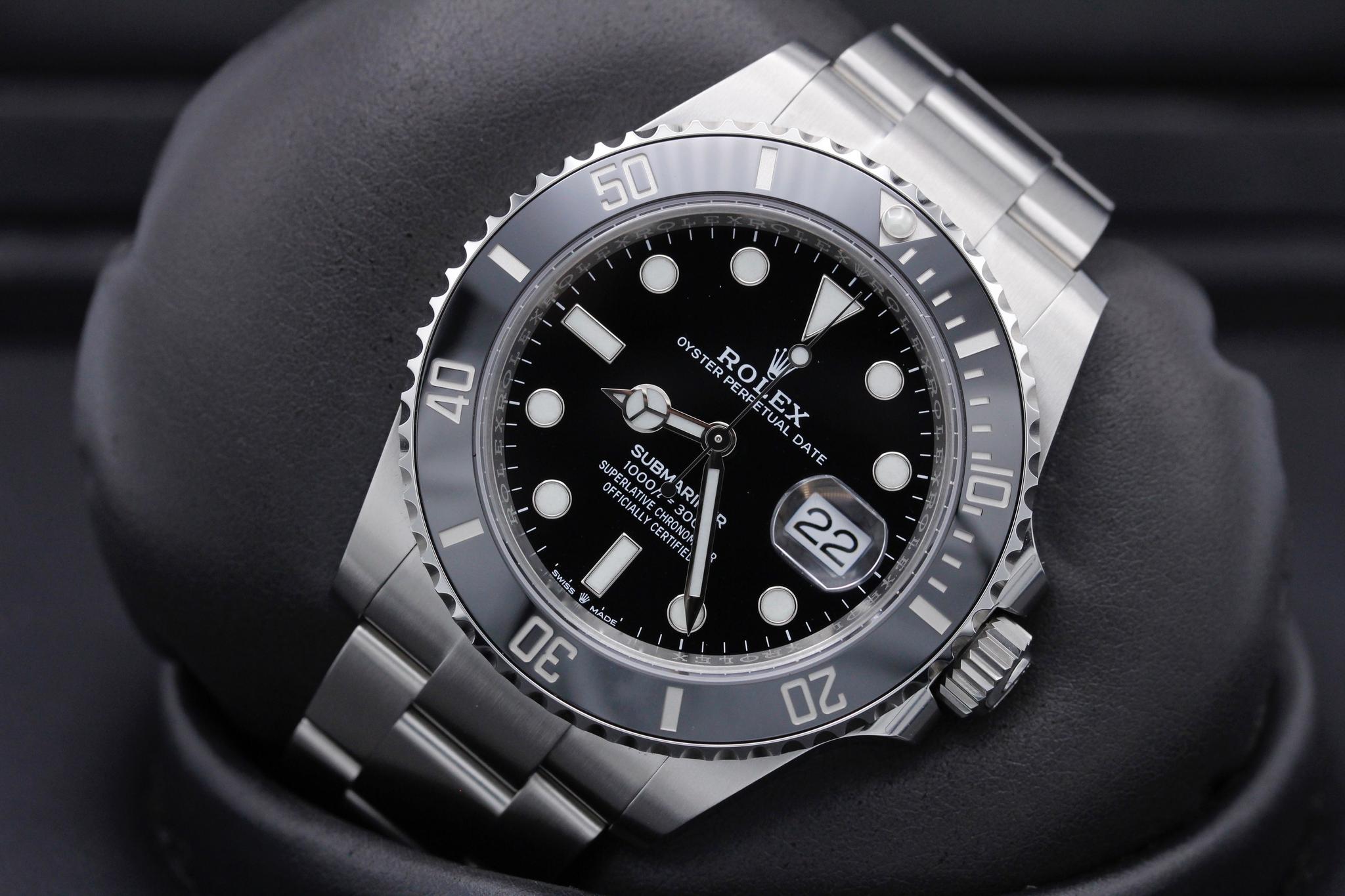 Watch Image 10