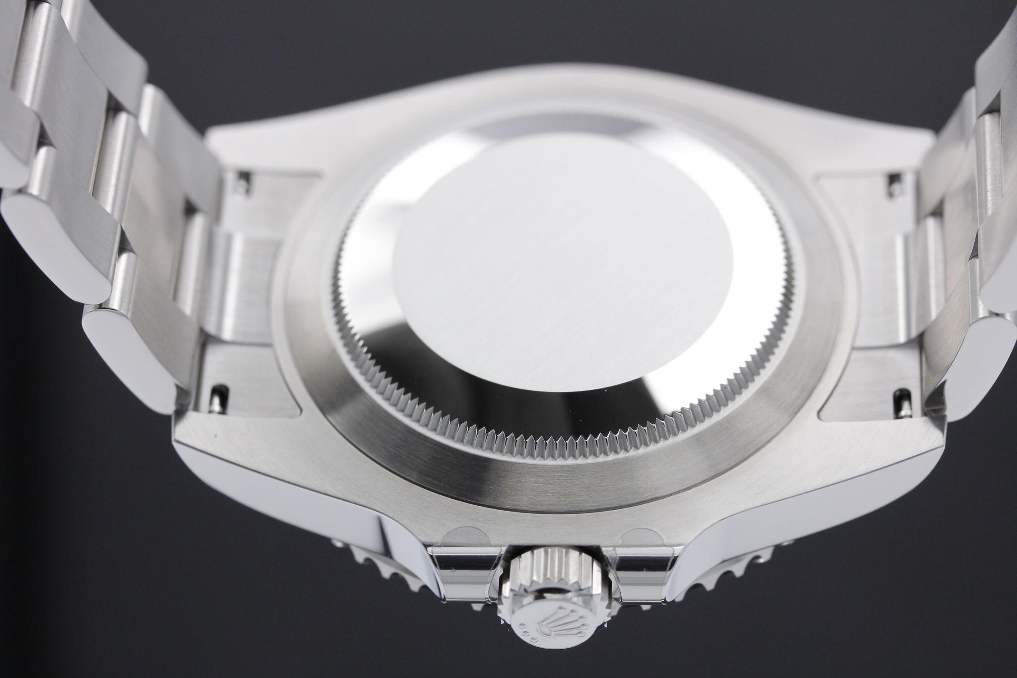 Watch Image 7