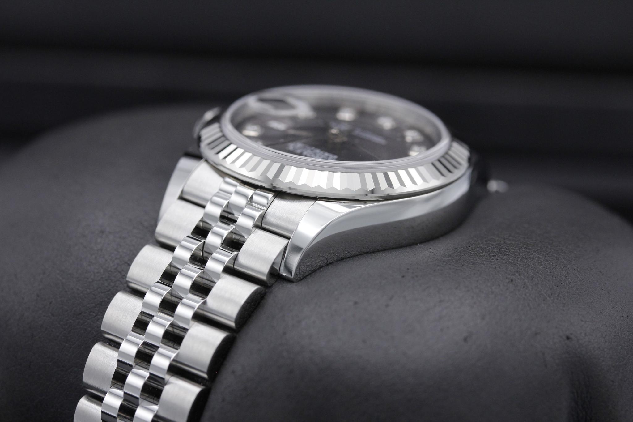 Watch Image 5
