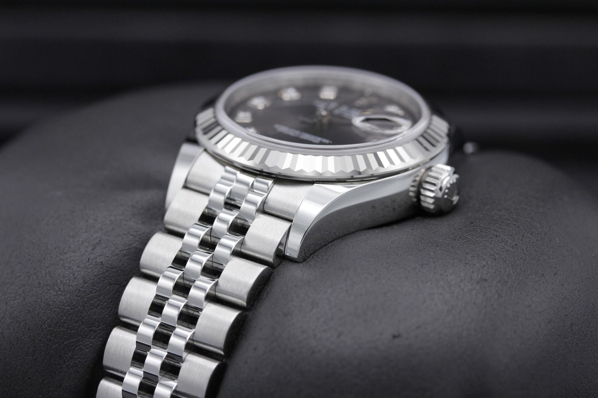 Watch Image 2