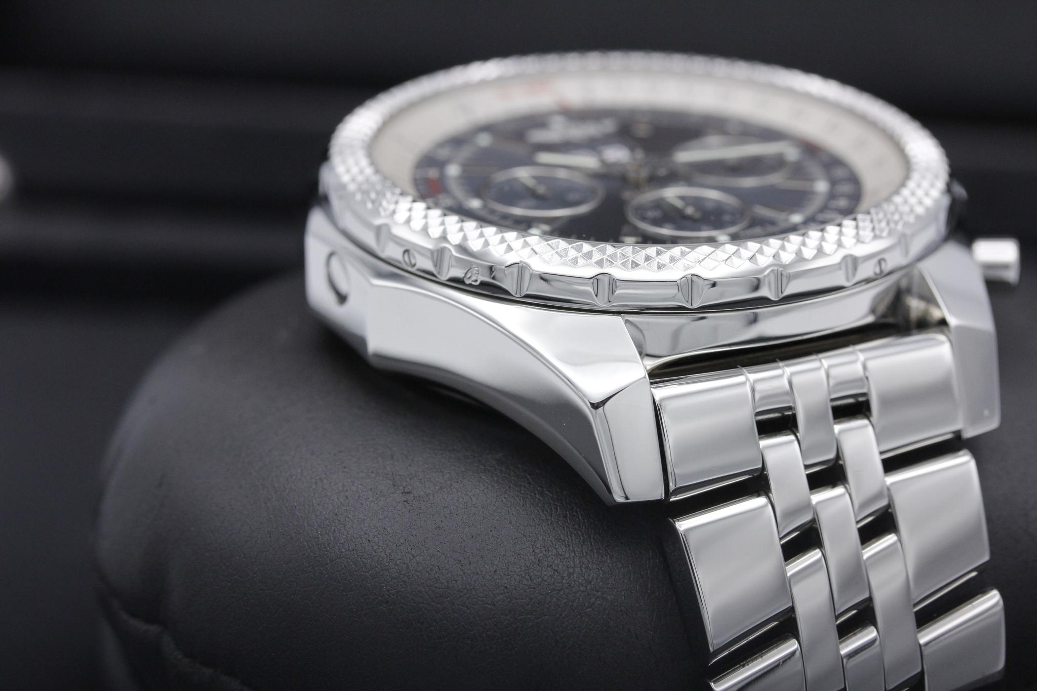 Watch Image 6