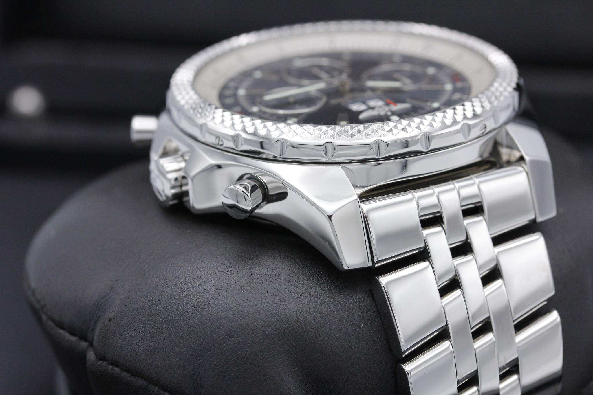 Watch Image 4