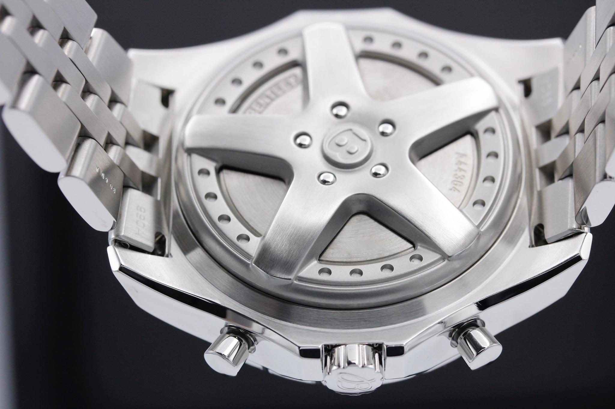 Watch Image 7