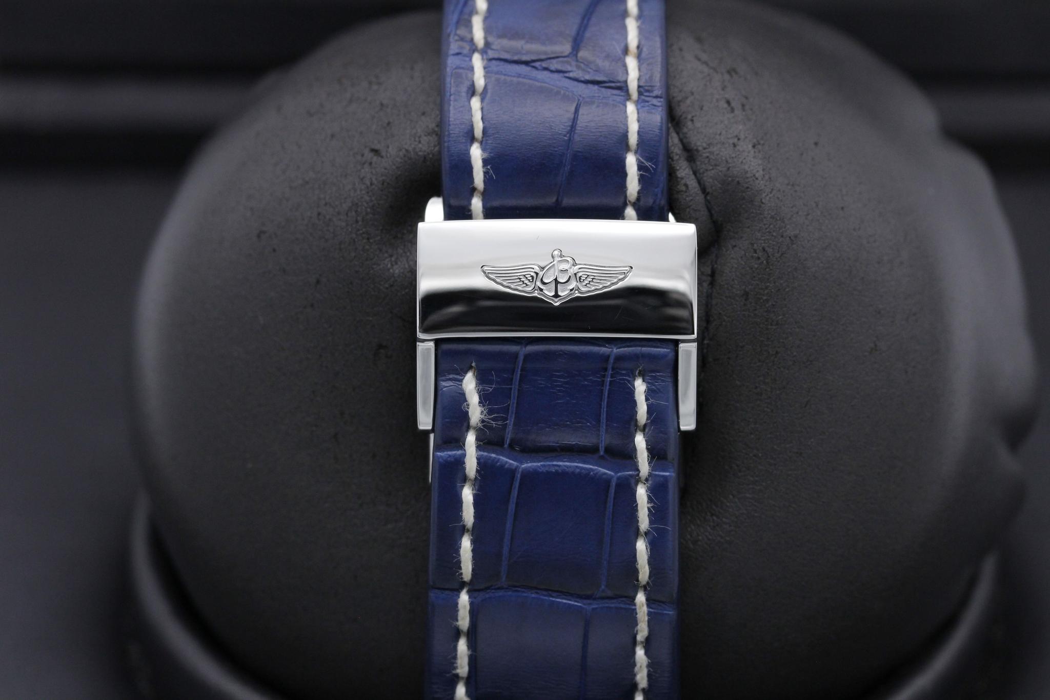Watch Image 8