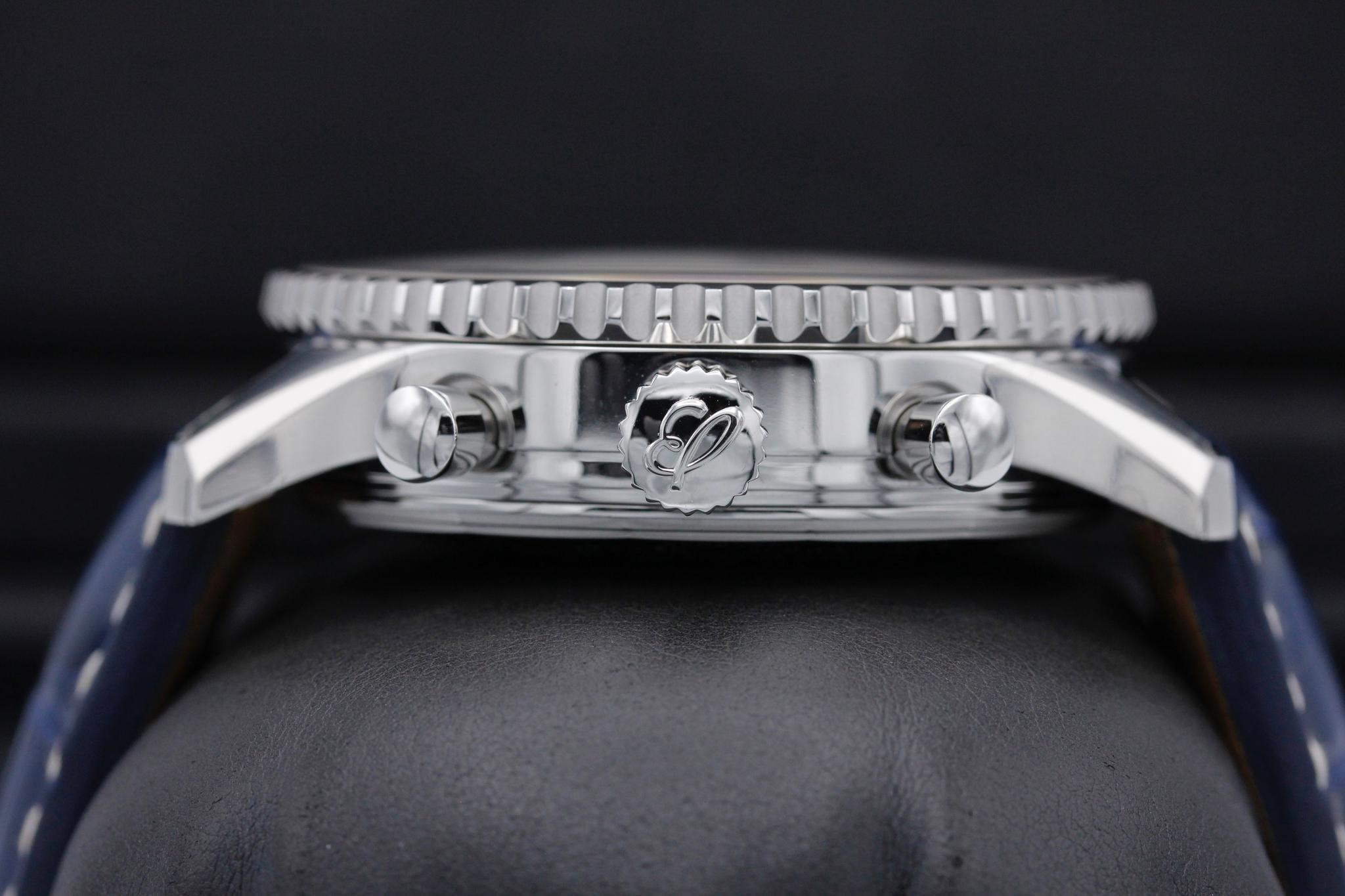 Watch Image 3